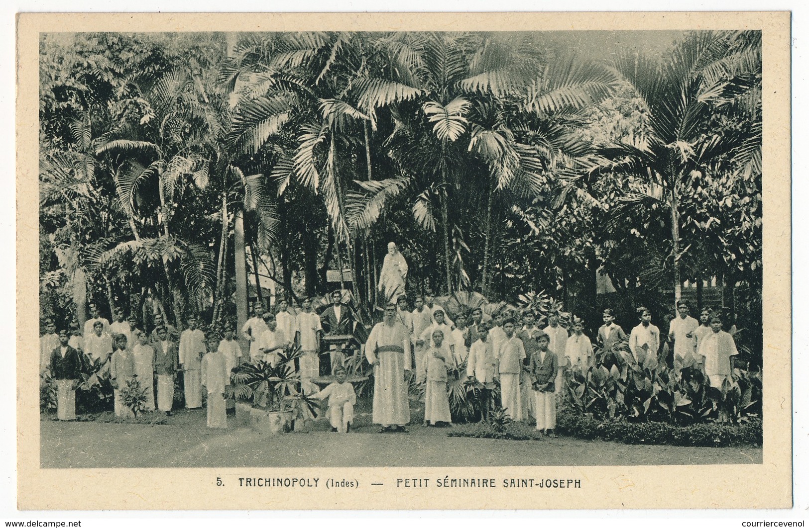 CPA - TRICHINOPOLY (Indes) - Petit Séminaire Saint Joseph - Indien