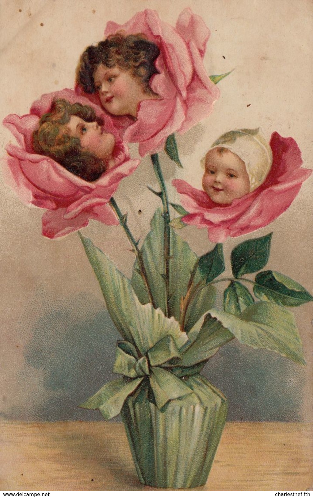 SUPERBE CARTE VICTORIENNE - TETES D'ENFANTS DANS LES ROSES - SURREALISME - EMBOSSED - GAUFFREE - Avant 1900