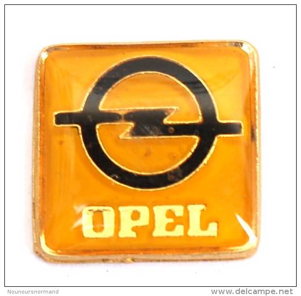 Pin's OPEL - Le Logo - Zamac - G616 - Opel