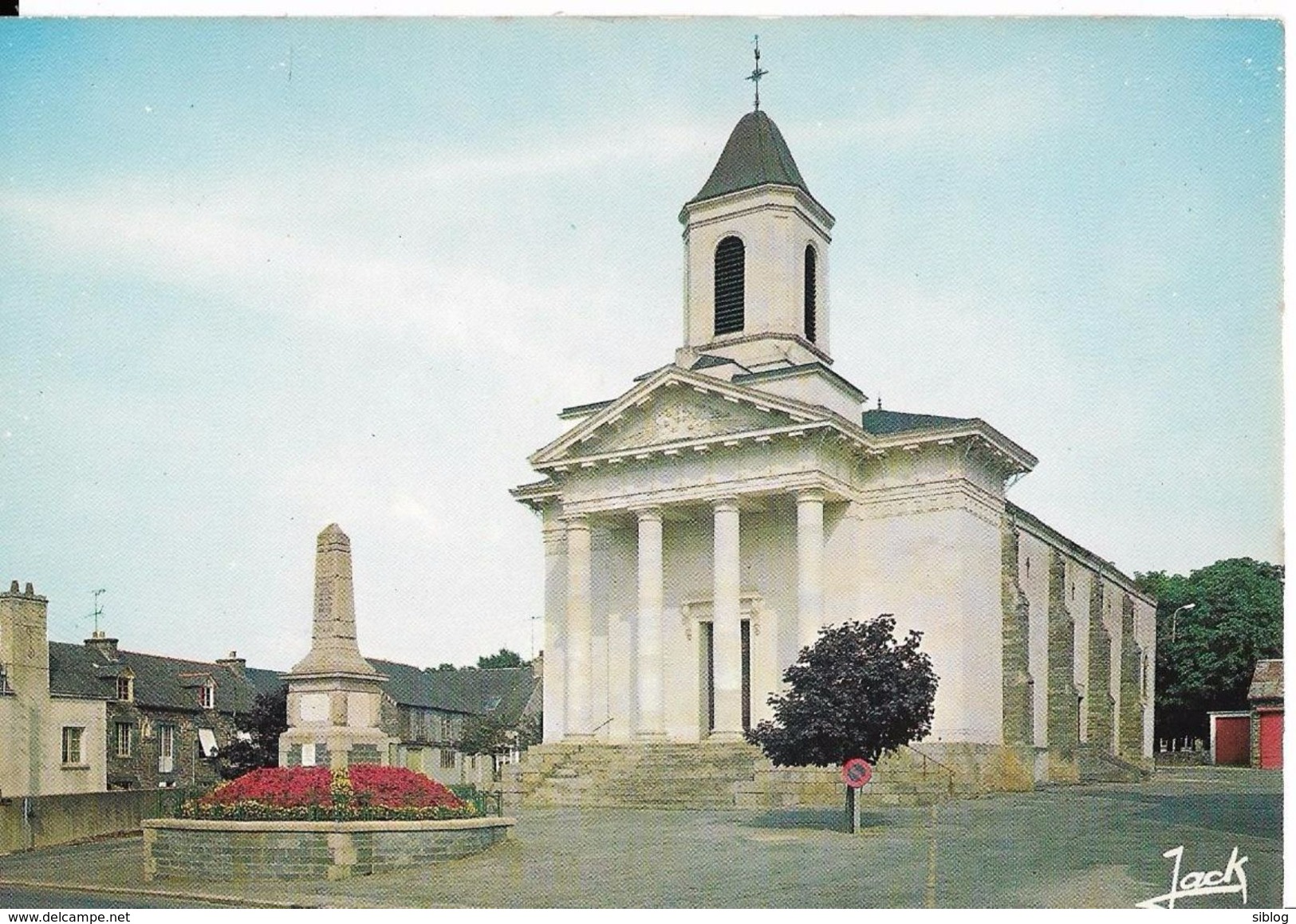 CPM/CPSM -  LA GACILLY - L église - La Gacilly