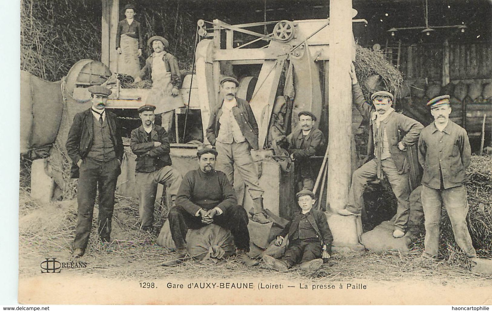 Gare D'auxy Beaune : La Presse à Paille Agriculture - Other & Unclassified