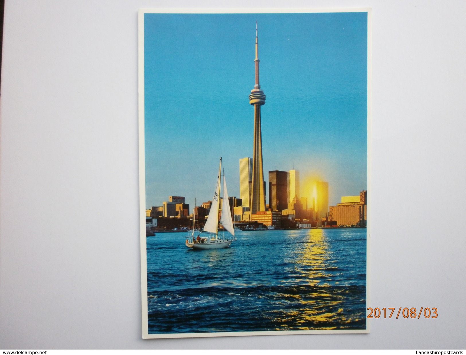 Postcard Toronto The CN Tower Canada John Hinde My Ref B21741 - Toronto