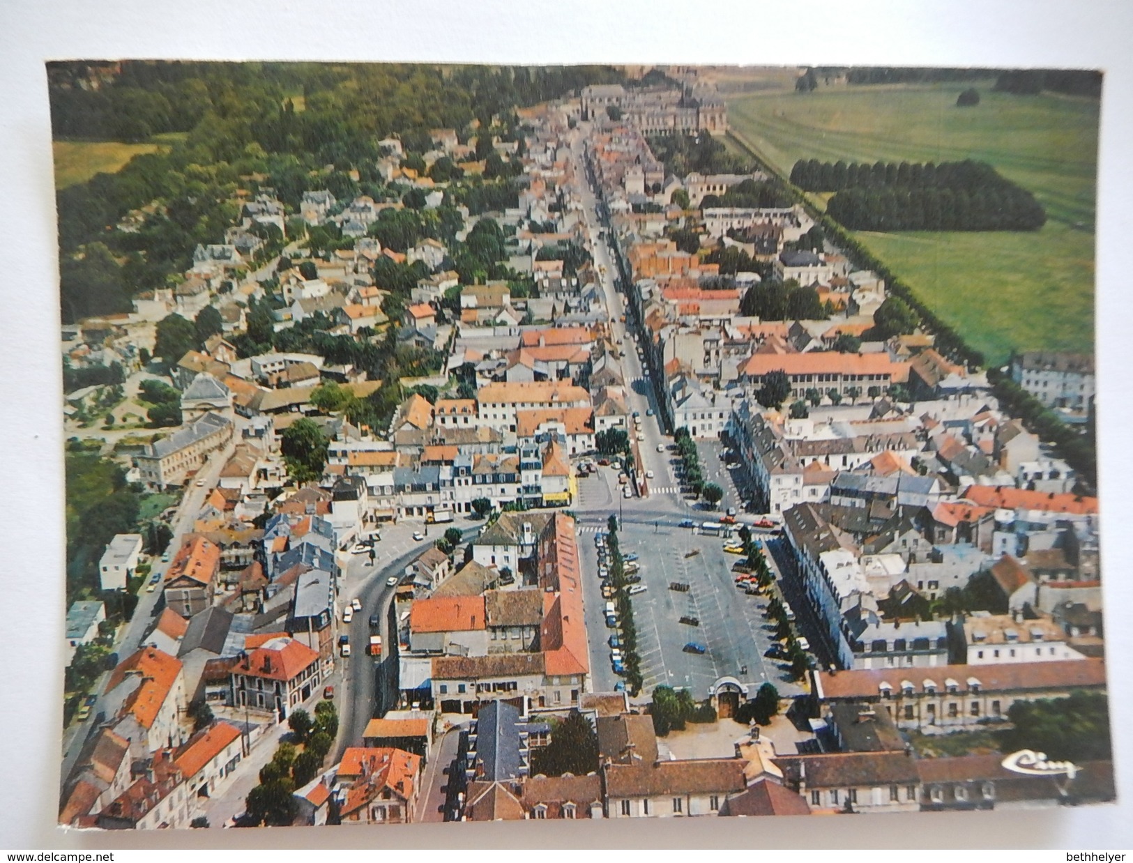 CPSM - (60) - CHANTILLY -VUE AERIENNE - EDIT CIM - PHOTO VERITABLE - R4228 - Chantilly