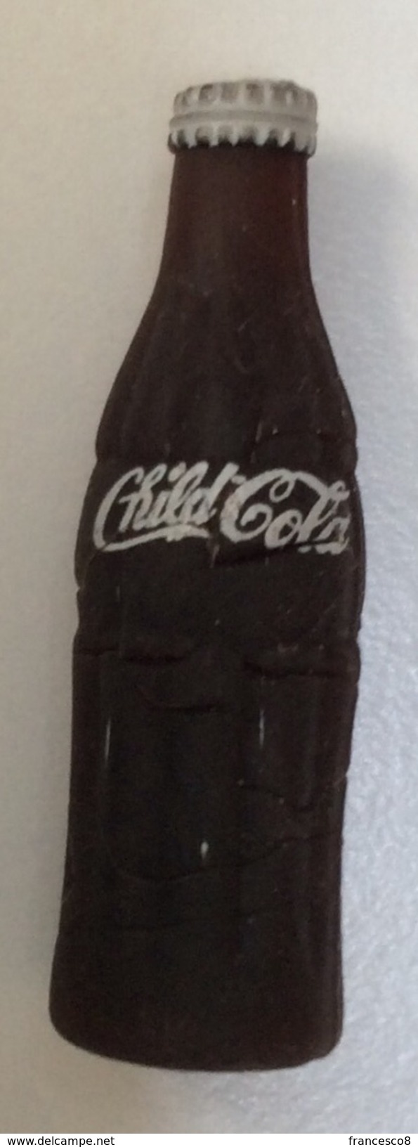 CHILD COLA. Bottiglia Formato COCA COLA - Gomma Per Cancellare A Forma Di Bottiglia (anni '80) - Autres & Non Classés
