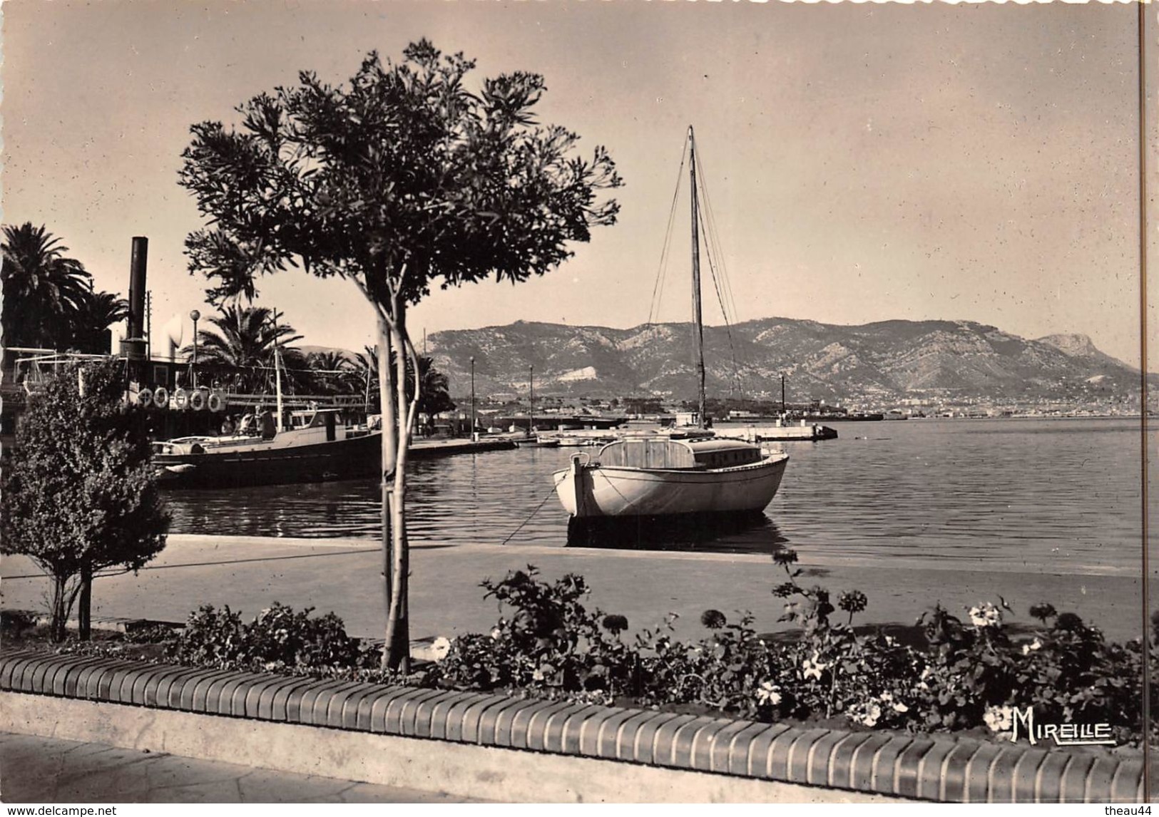 ¤¤  -  LA SEYNE-sur-MER   -  Le Quai Saturnin Fabre Et Le Ferry-Boat   -  ¤¤ - La Seyne-sur-Mer