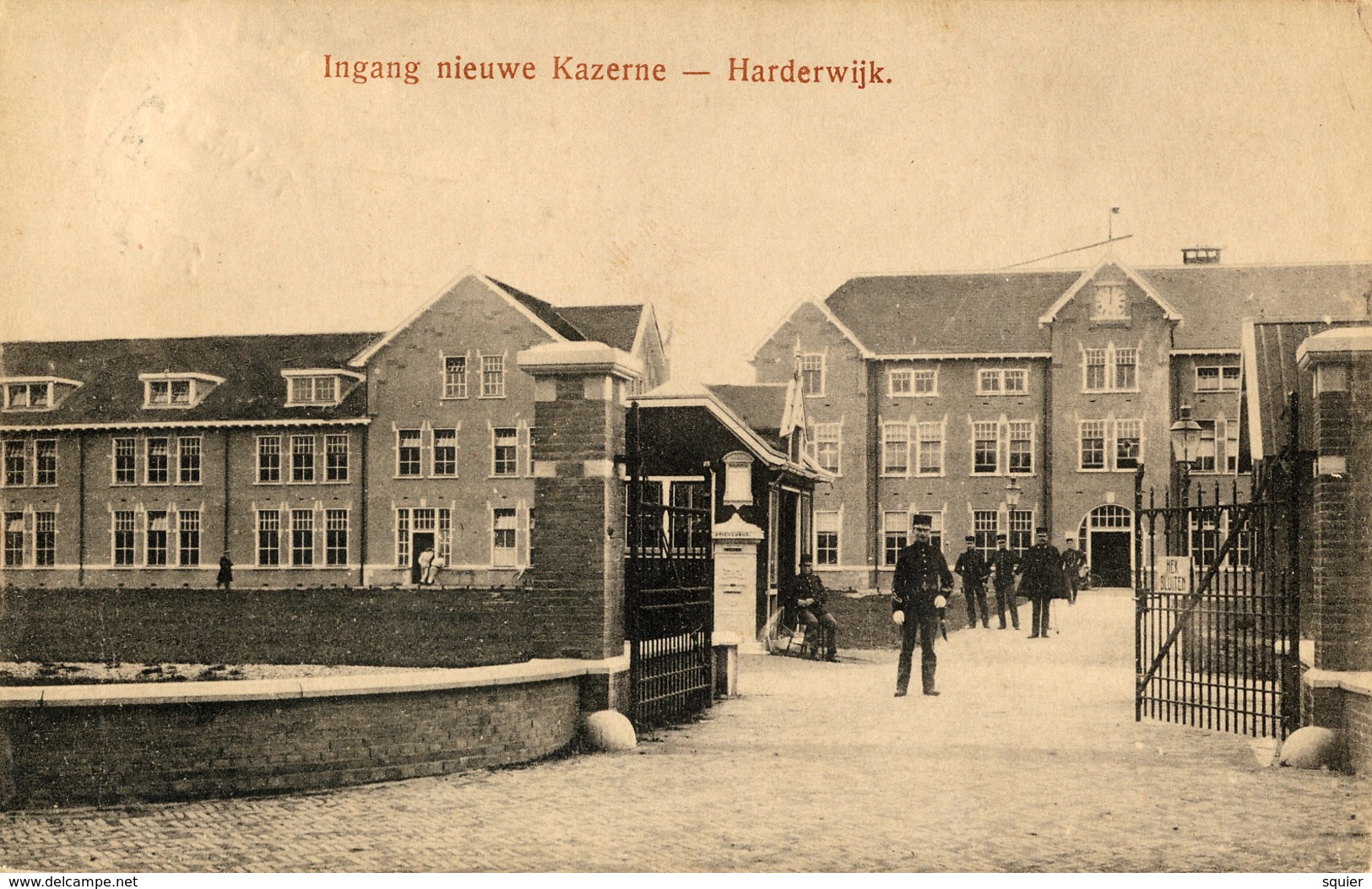 Ingang Nieuwe Kazerne, Harderwijk - Harderwijk