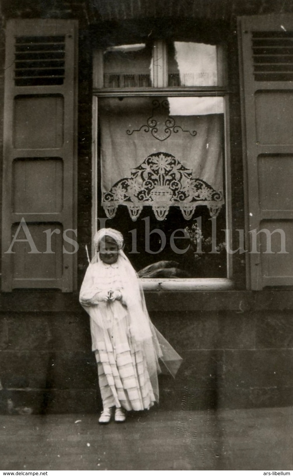 Photo Ancien / Girl / Fille / Communie / Vormsel / Confirmation / Foto / Mei 1945 - Personnes Anonymes