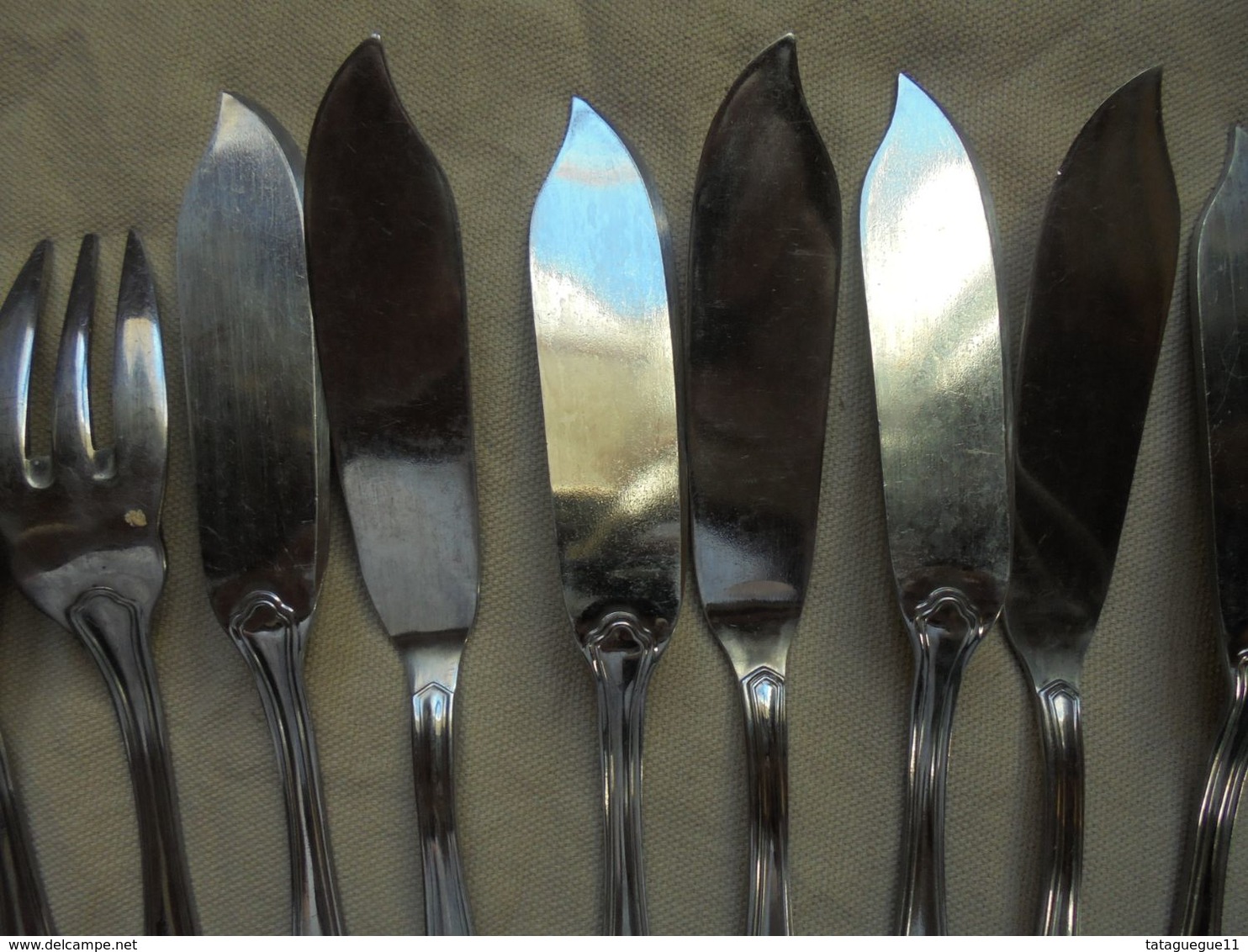 Ancien - Petit lot de 11 couteaux à poisson + 2 fourchettes
