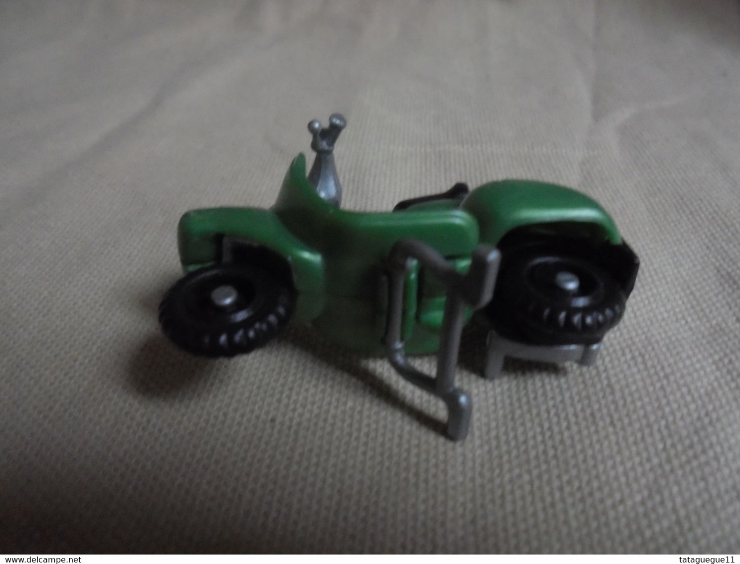 Toy Memorabilia - Vintage - Jouet Kinder Surprise - Petit scooter miniature