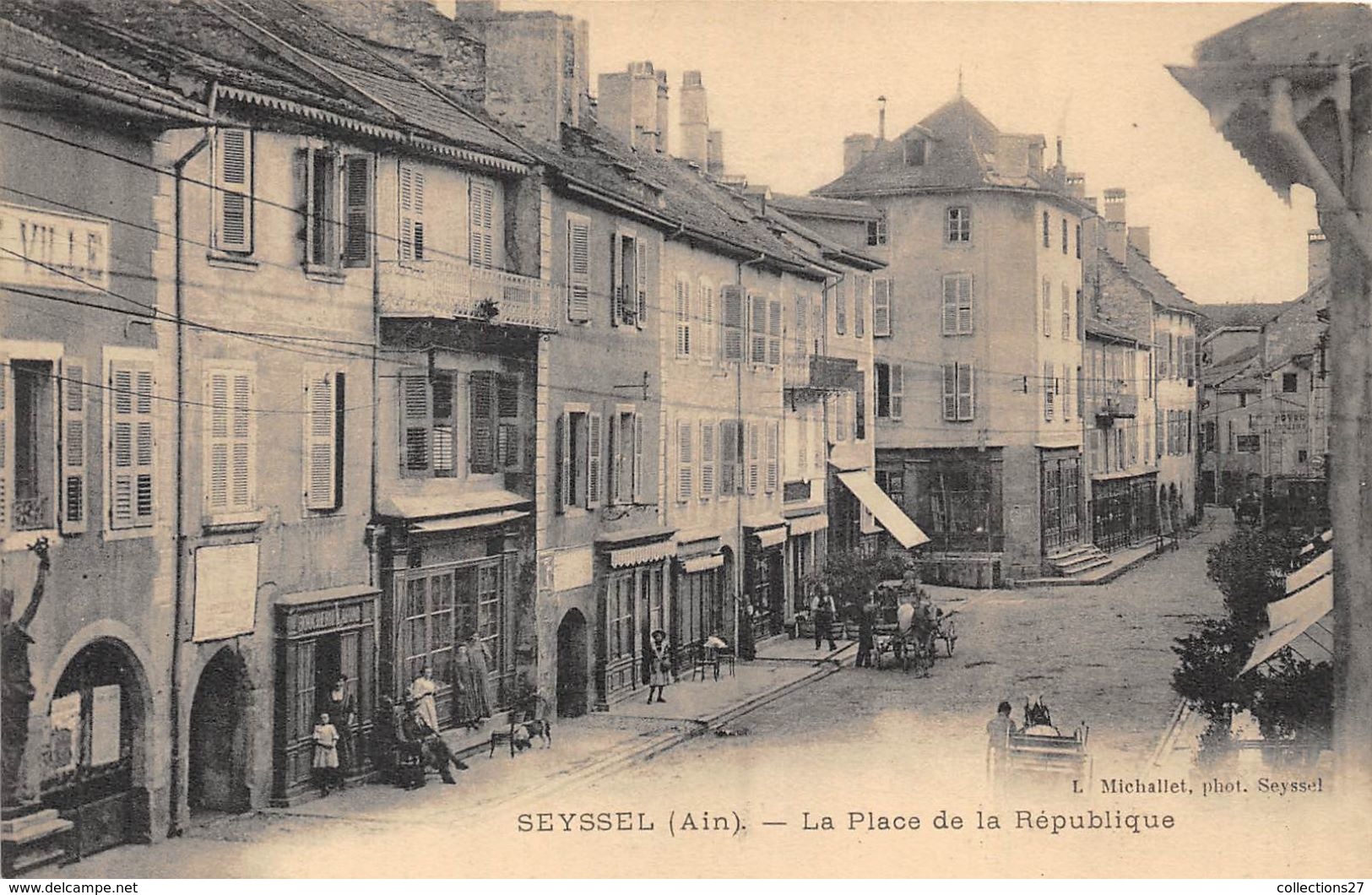 01-SEYSSEL- LA PLACE DE LA REPUBLIQUE - Seyssel