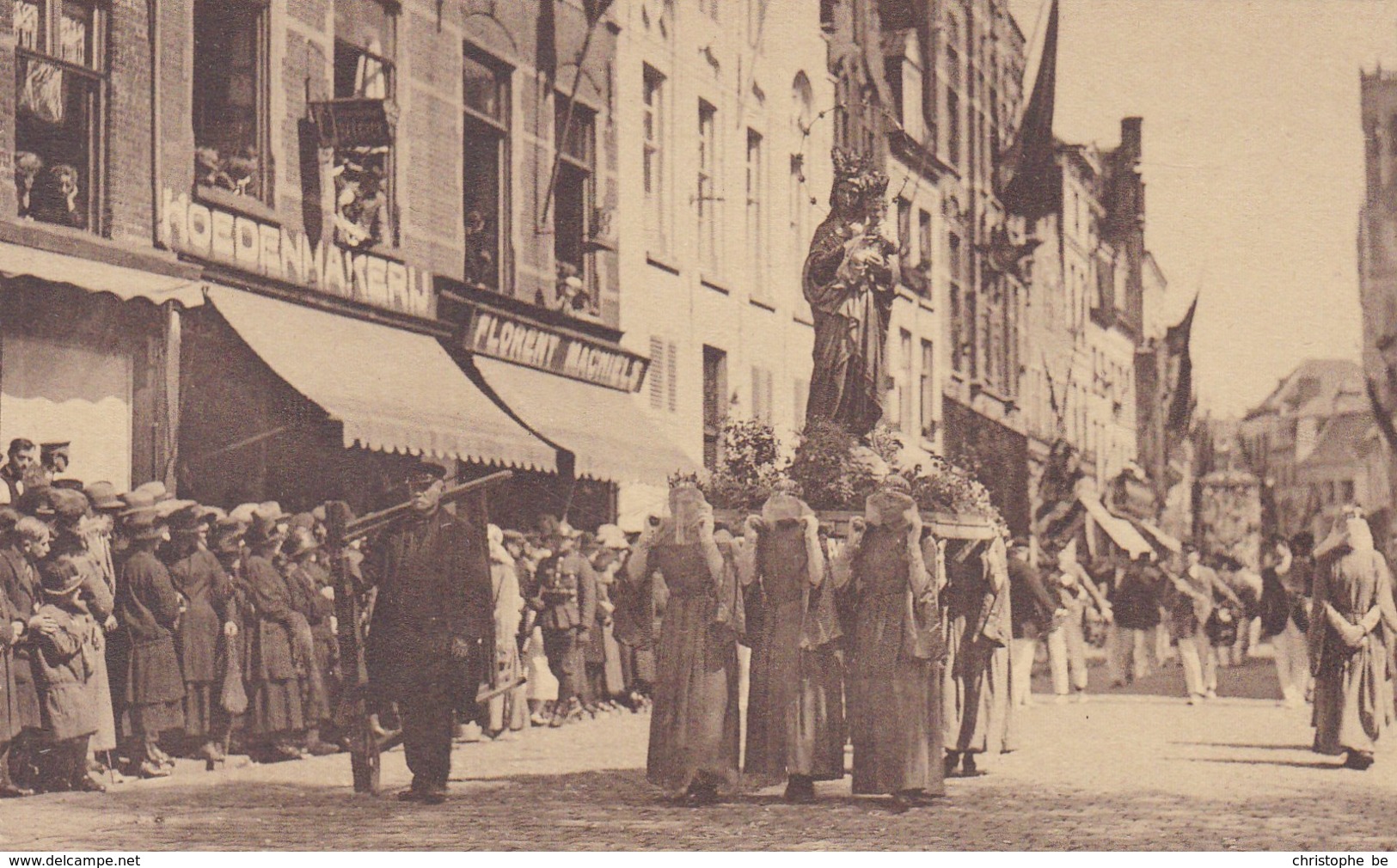 Brugge; Processie Van Het Heilig Bloed, Hoedenmakerij Florent Machiels,  Groep O.L.V. Van Het H Hart (pk37832) - Brugge