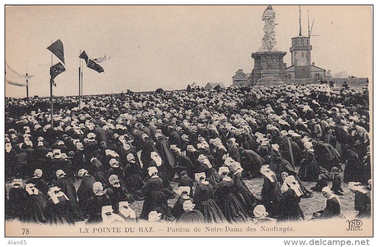 La Pointe Du Raz Bretagne France, Nuns Forgiveness Of Our Lady Of Shipwrecks, Catholic Ceremony, C1910s Vintage Postcard - Bretagne