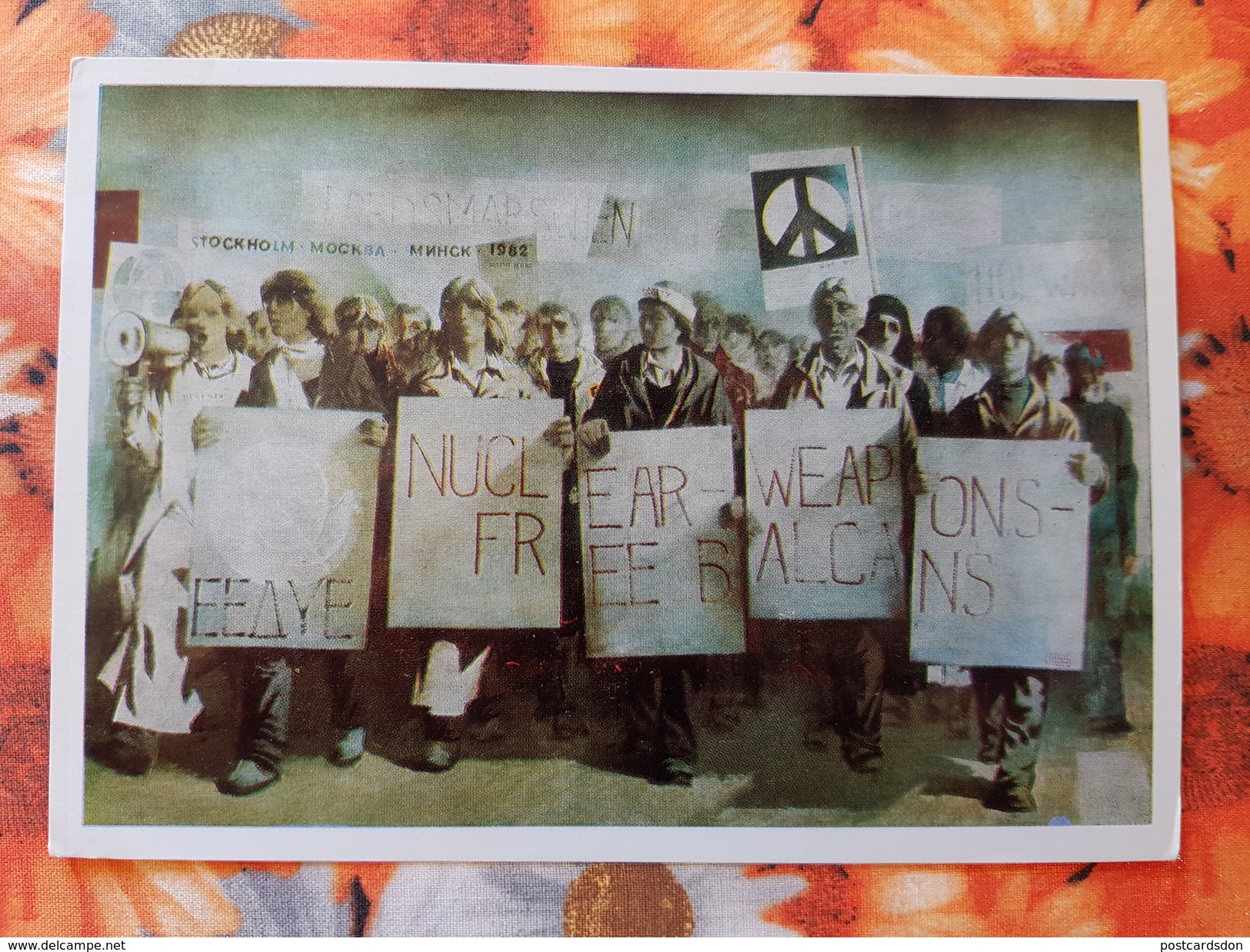 USSR PROPAGANDA - "March Of Peace" By Vlasov - Demonstration Against Nuclear War - OLD Postcard 1984 - Paintings