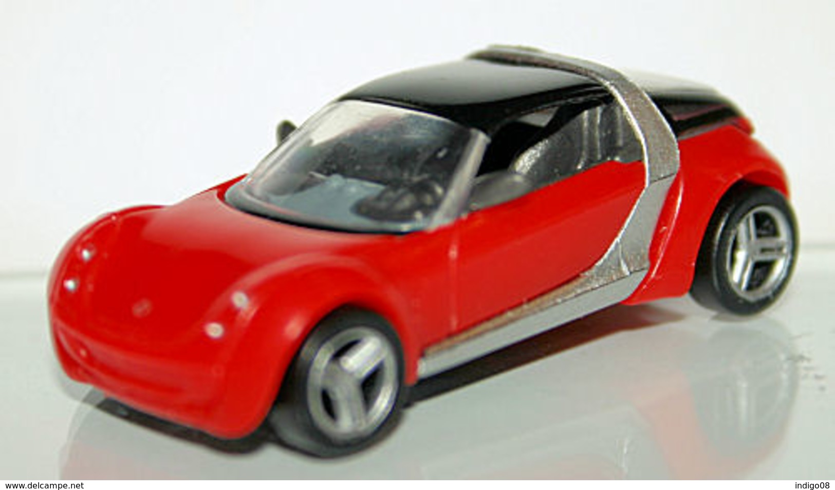 Smart Roadster-Coupé Rouge C-137 Papier 2005 Kinder Surprise - Autres & Non Classés