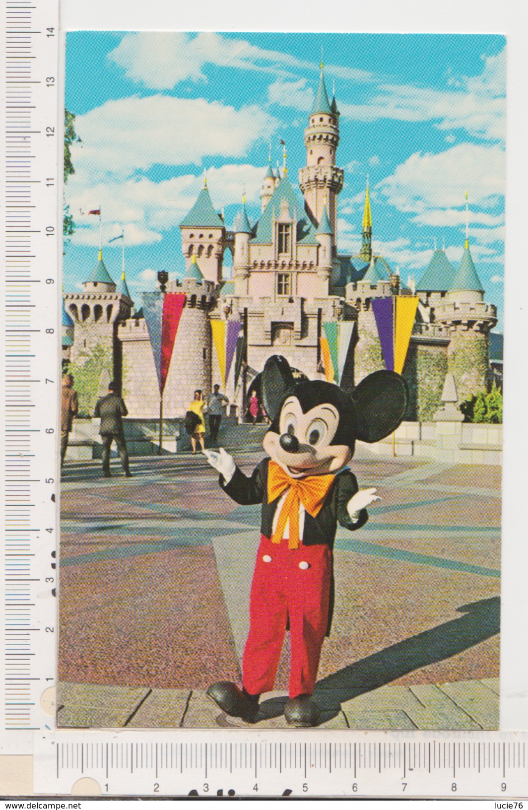 Disneyland Mickey Mouse - Anaheim
