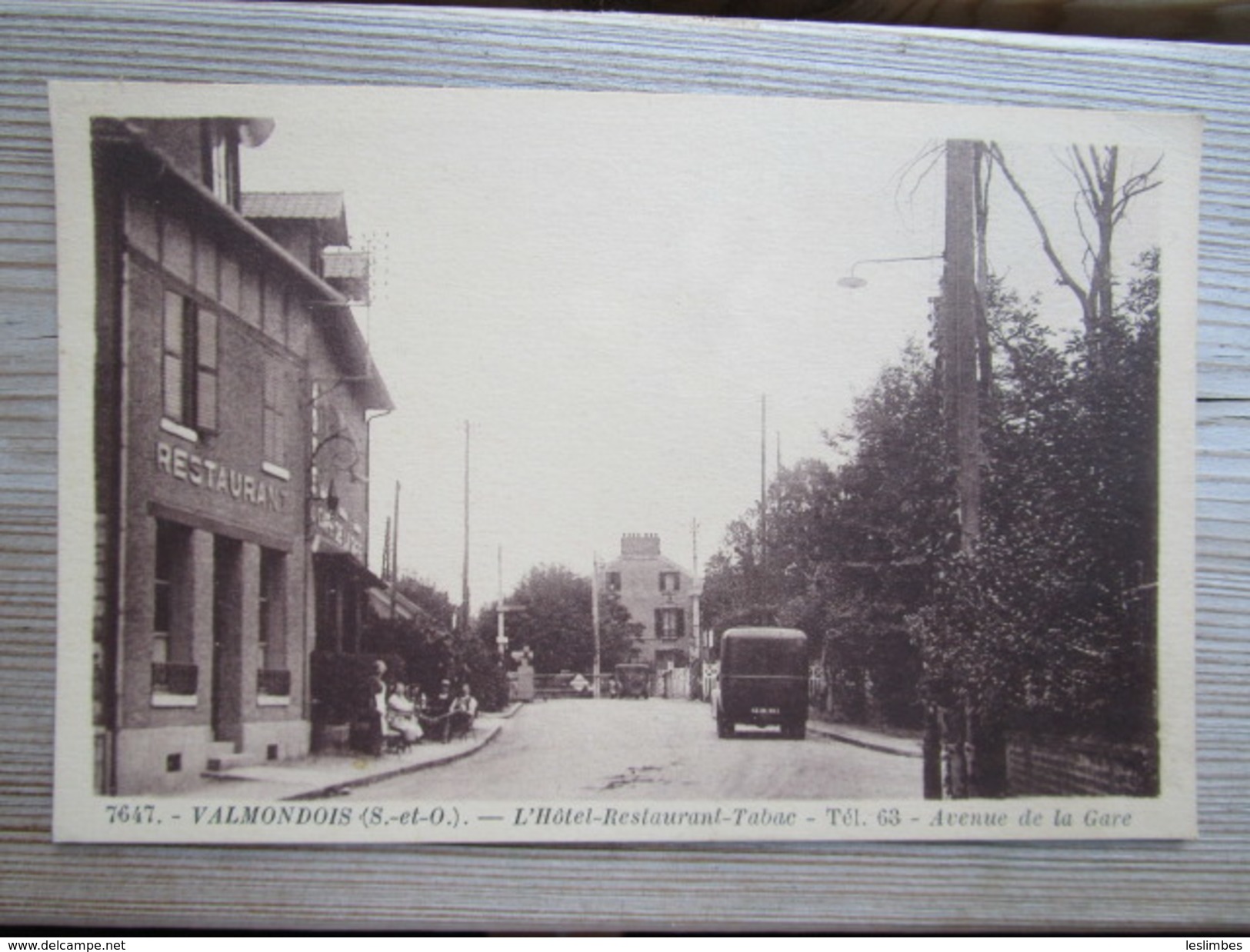 95 Valmondois. L'Hotel Restaurant Tabac, Avenue De La Gare. Photo-Edition (Precy) - Imprimerie Daniel Delboy 7647 - Valmondois