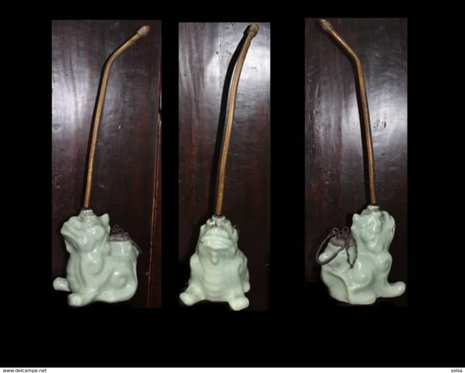 Pipe à Opium Viet-namienne Figurant Un Singha (lion Gardian De Bouddha) / Vintage Opium Pipe From Viet-Nam Featuring A G - Porcelain Pipes