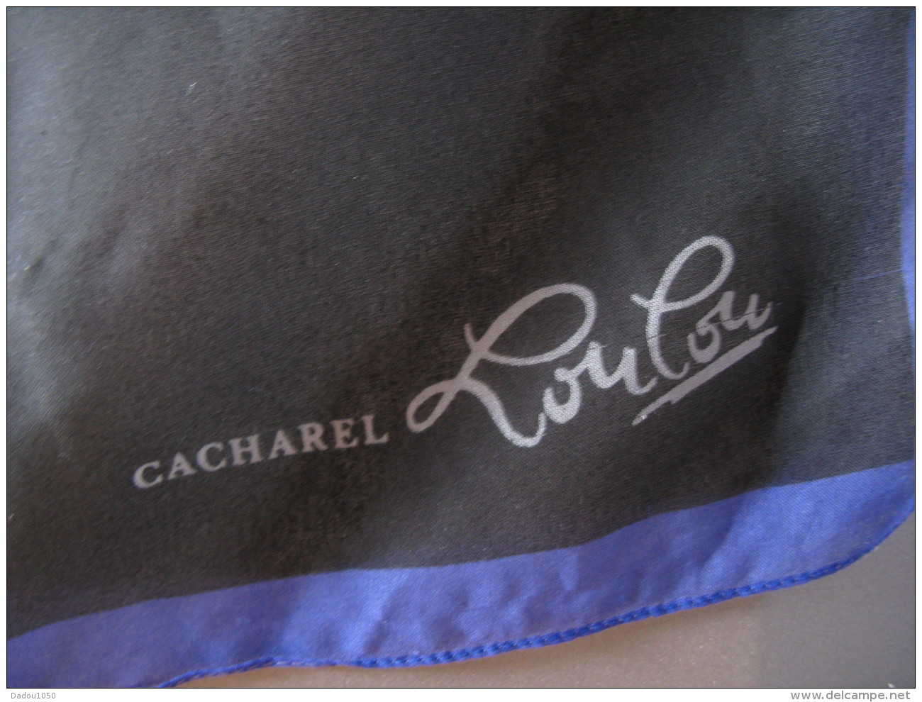 Foulard,Cacharel LOULOU - Scarves