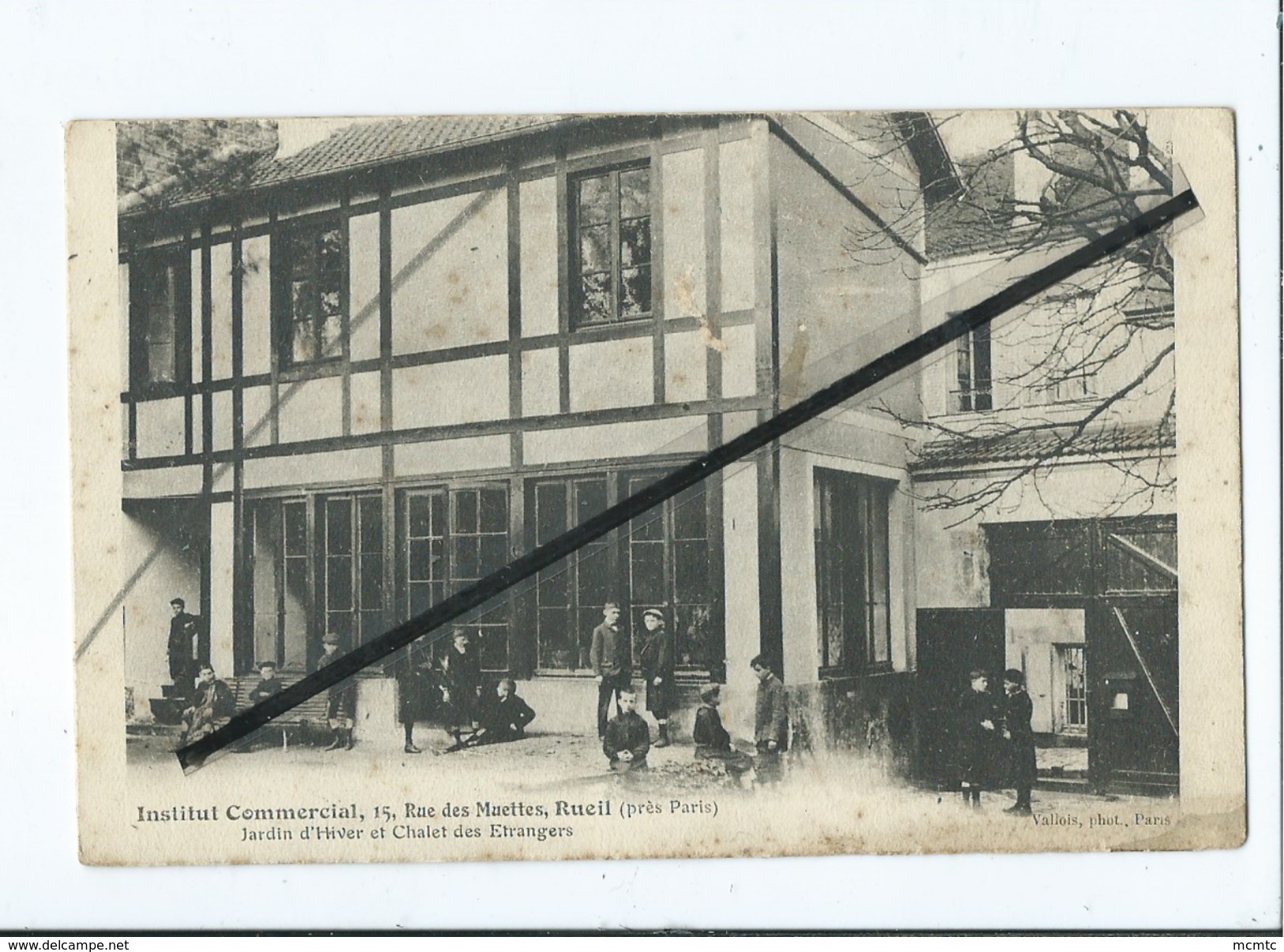 CPA Abîmée - Institut Commercial 15 Rue Des Muettes , Rueil (Près Paris)-jardin D'Hiver Et Chalet Des Etrangers - Rueil Malmaison