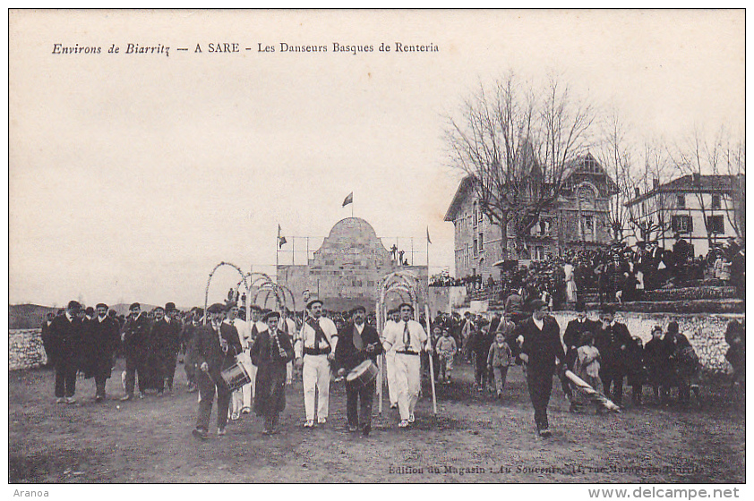 64 -- Pyrénées Atlantique -- Sare -- Les Danseurs Basques De Renteria -- Fronton - Sare