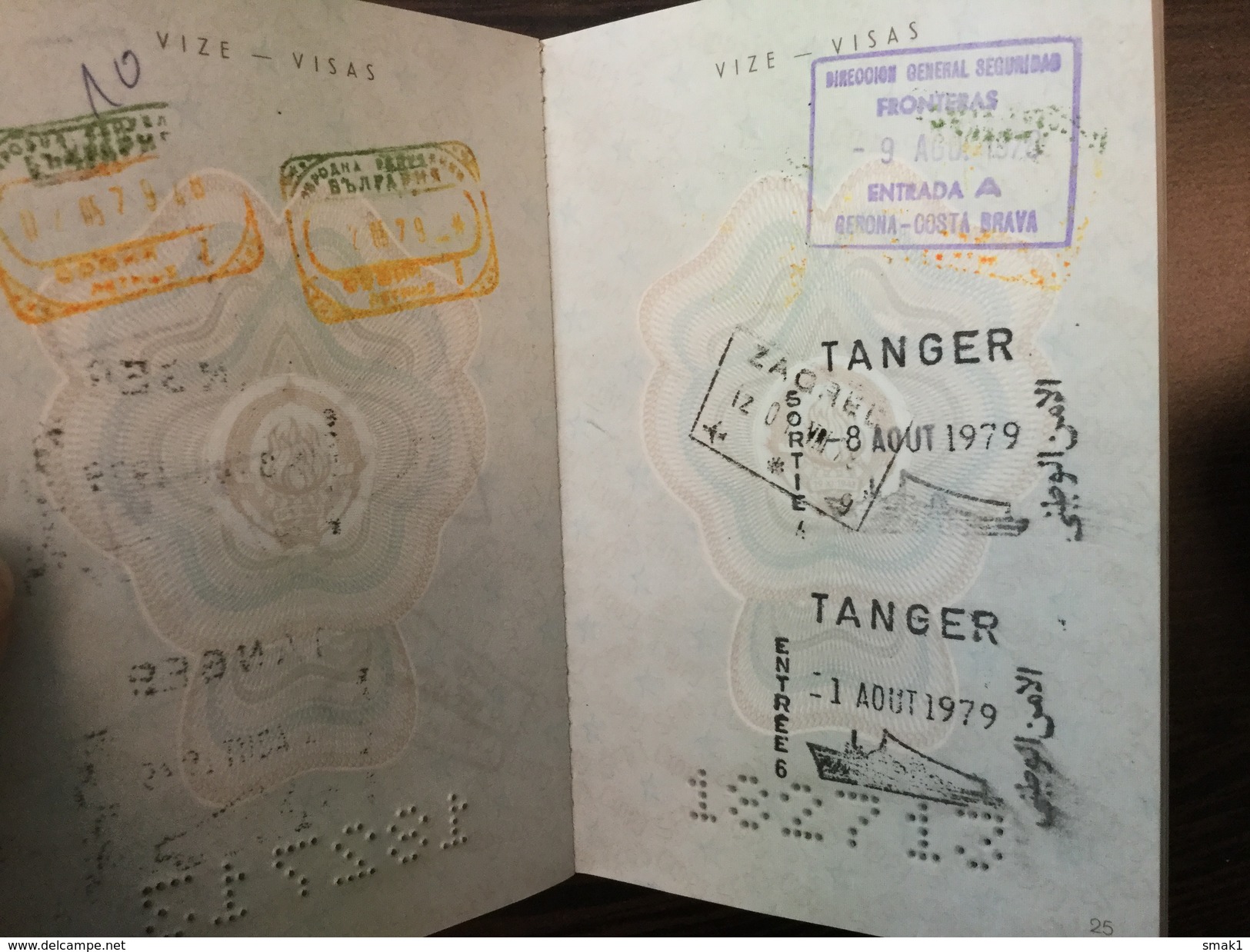 PASSPORT   REISEPASS  PASSAPORTO  YUGOSLAVIA  1974. VISA TO : SLOVENIA , GREECE , TURKEY, SPAIN , UK , ALGERIA , RUSSIA