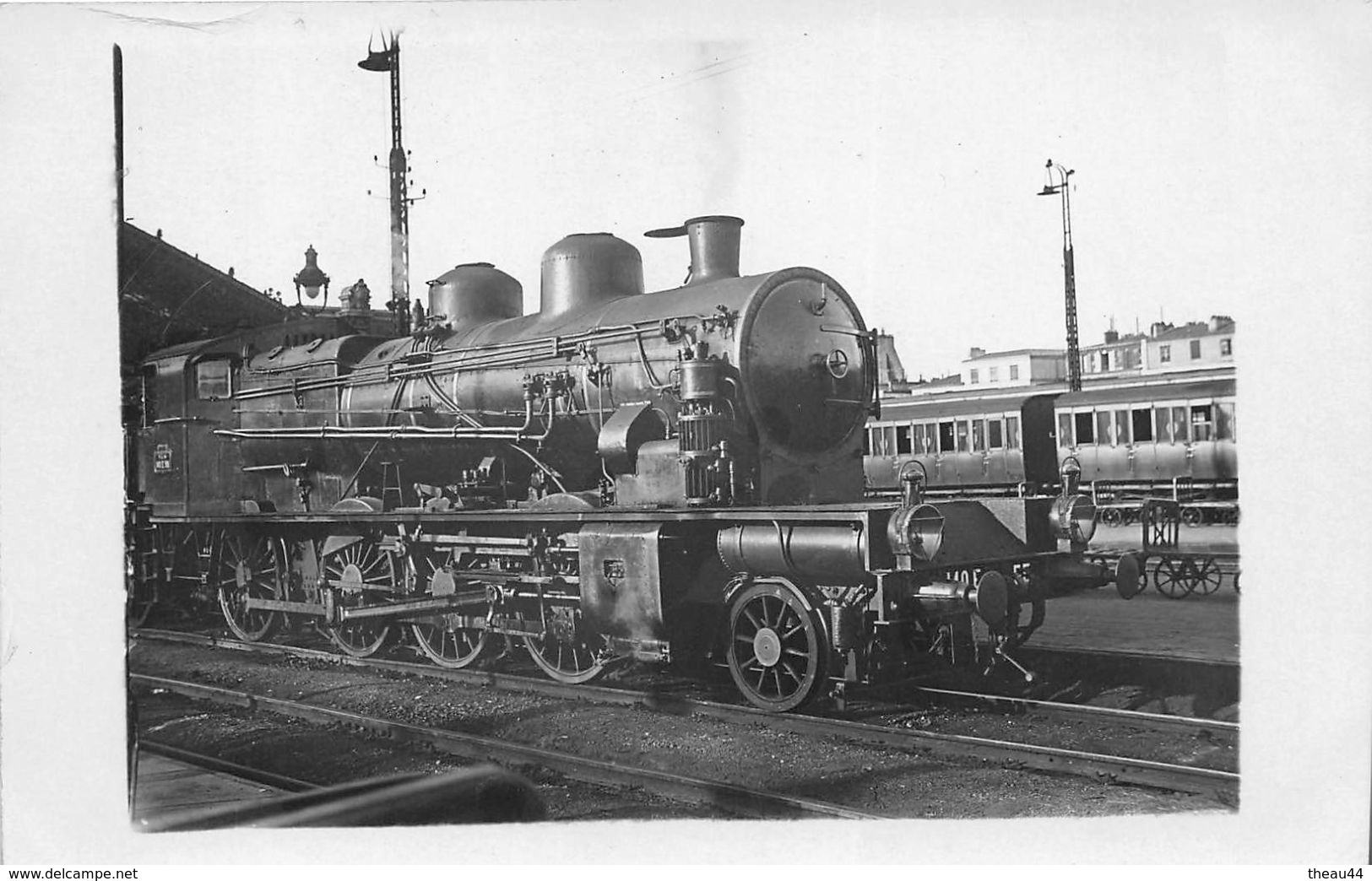 ¤¤  -  Carte-Photo Non Située D'une Locomotive En Gare -  Train , Chemin De Fer   -  ¤¤ - Matériel