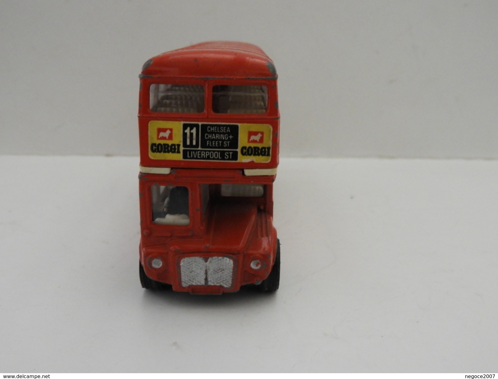 Corgy : London Transport Routemaster - Corgi Toys