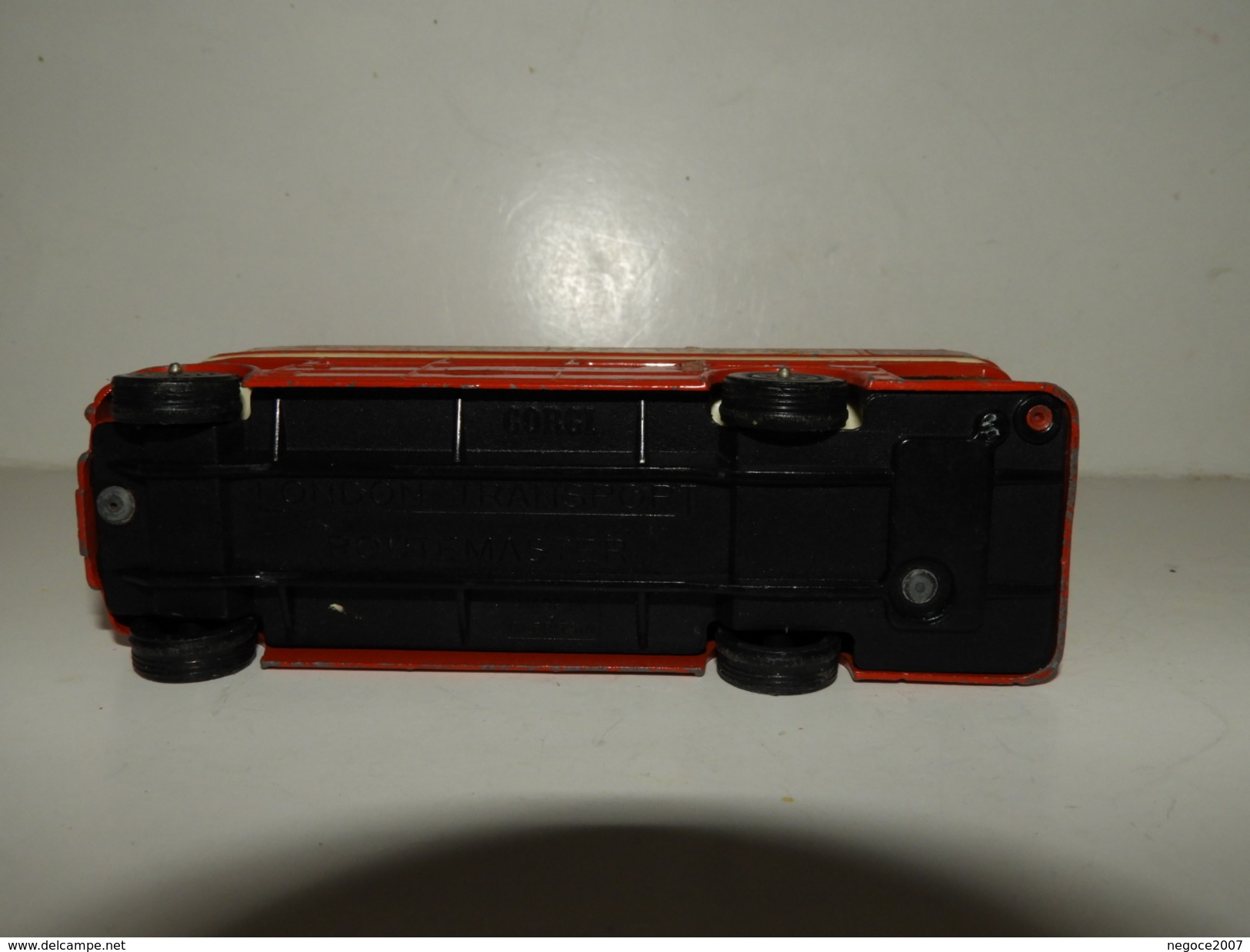 Corgy : London Transport Routemaster - Corgi Toys