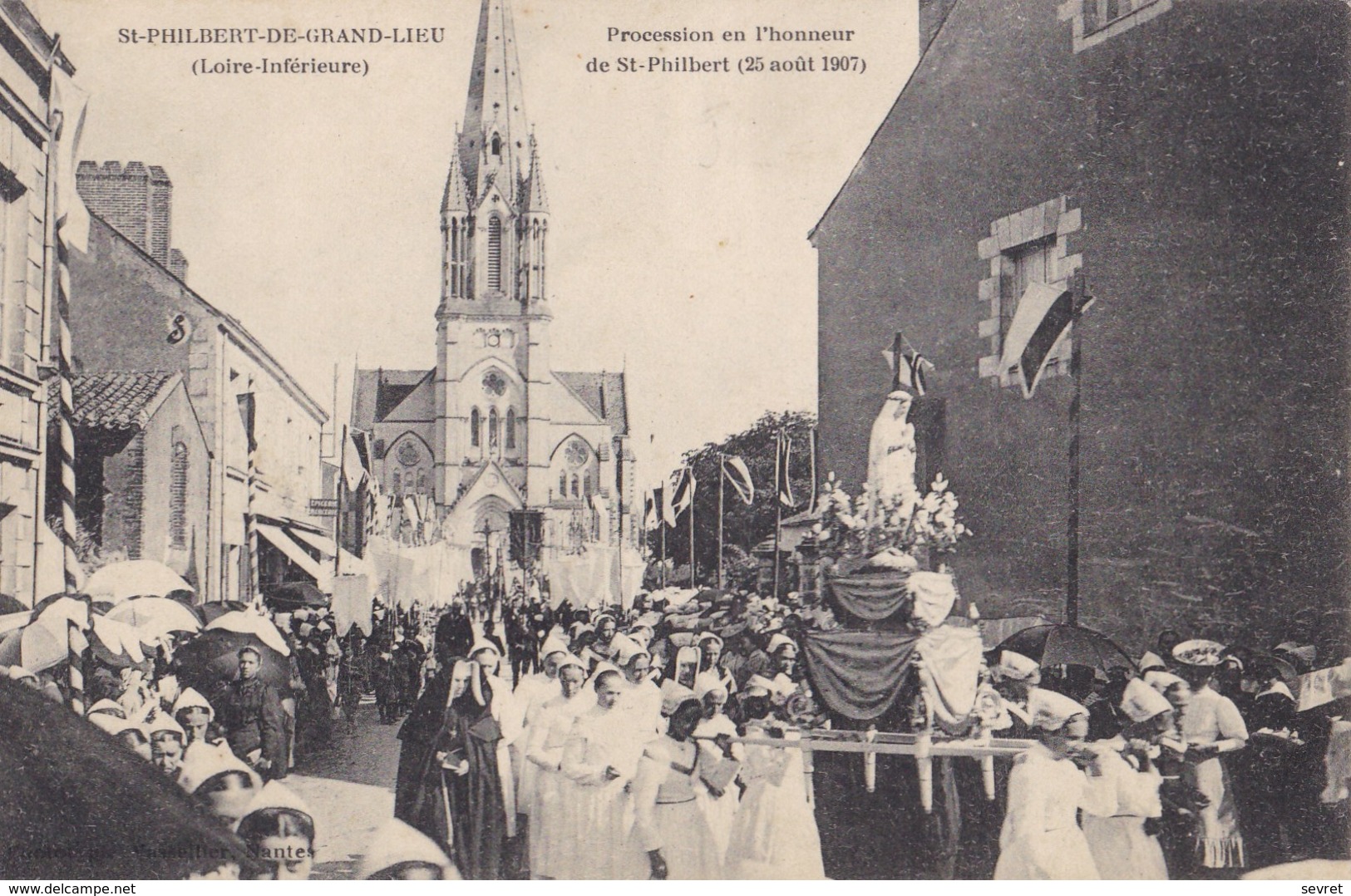 St-PHILBERT DE GRAND LIEU. - Procession. Carte RARE - Saint-Philbert-de-Grand-Lieu