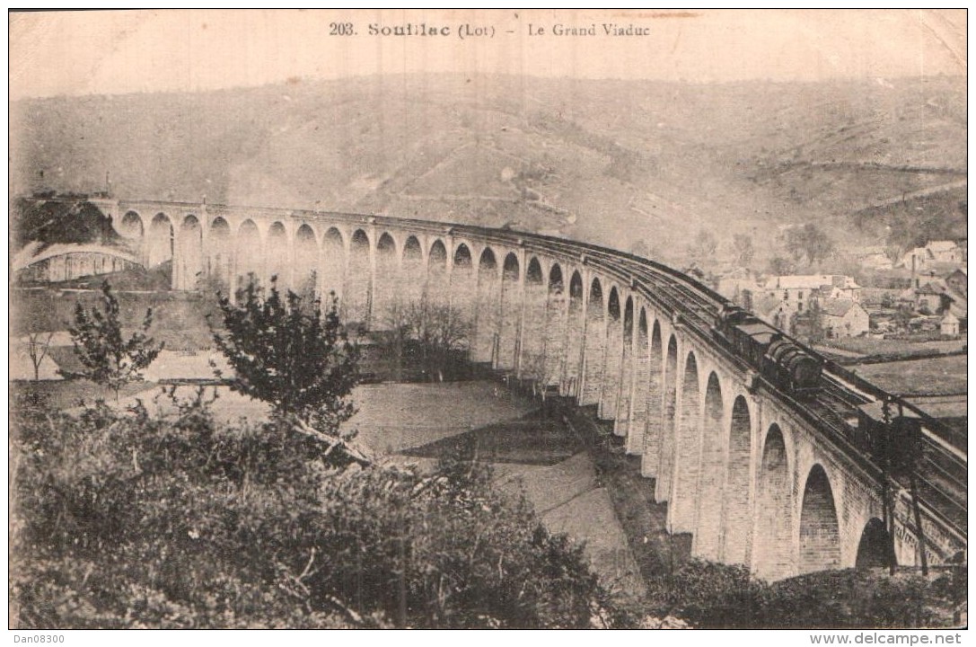 46 SOUILLAC LE GRAND VIADUC TRAIN SUR LE VIADUC CIRCULEE 1916 - Souillac