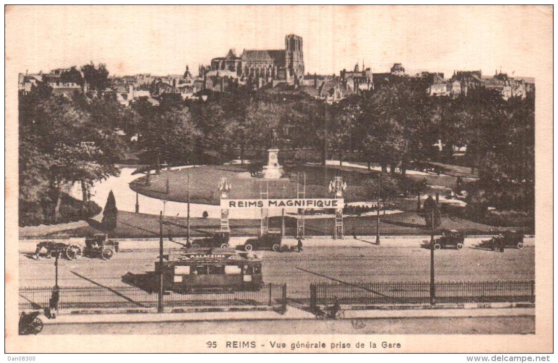 51 REIMS VUE GENERALE PRISE DE LA GARE CIRCULEE 1933 - Reims