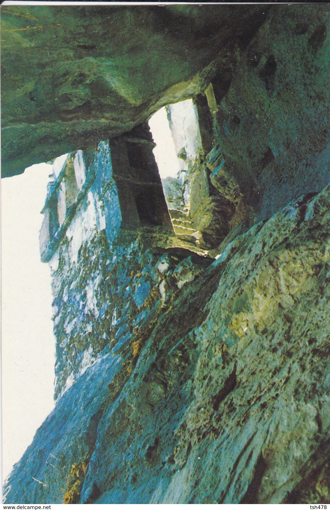 ASIE--CHINE-CHINA--the Dragon-eyed Cave On The Cangshan Mountain--voir 2 Scans - Chine