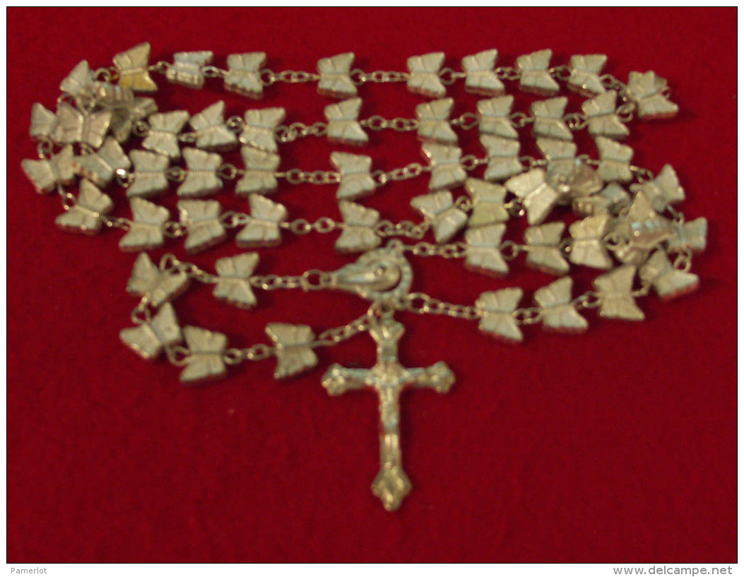 Religion Ancien Chapelet- Grain Metal De Forme Papillon, 75Gr, 51.5 Cm  - 2 Scans - Religion & Esotérisme