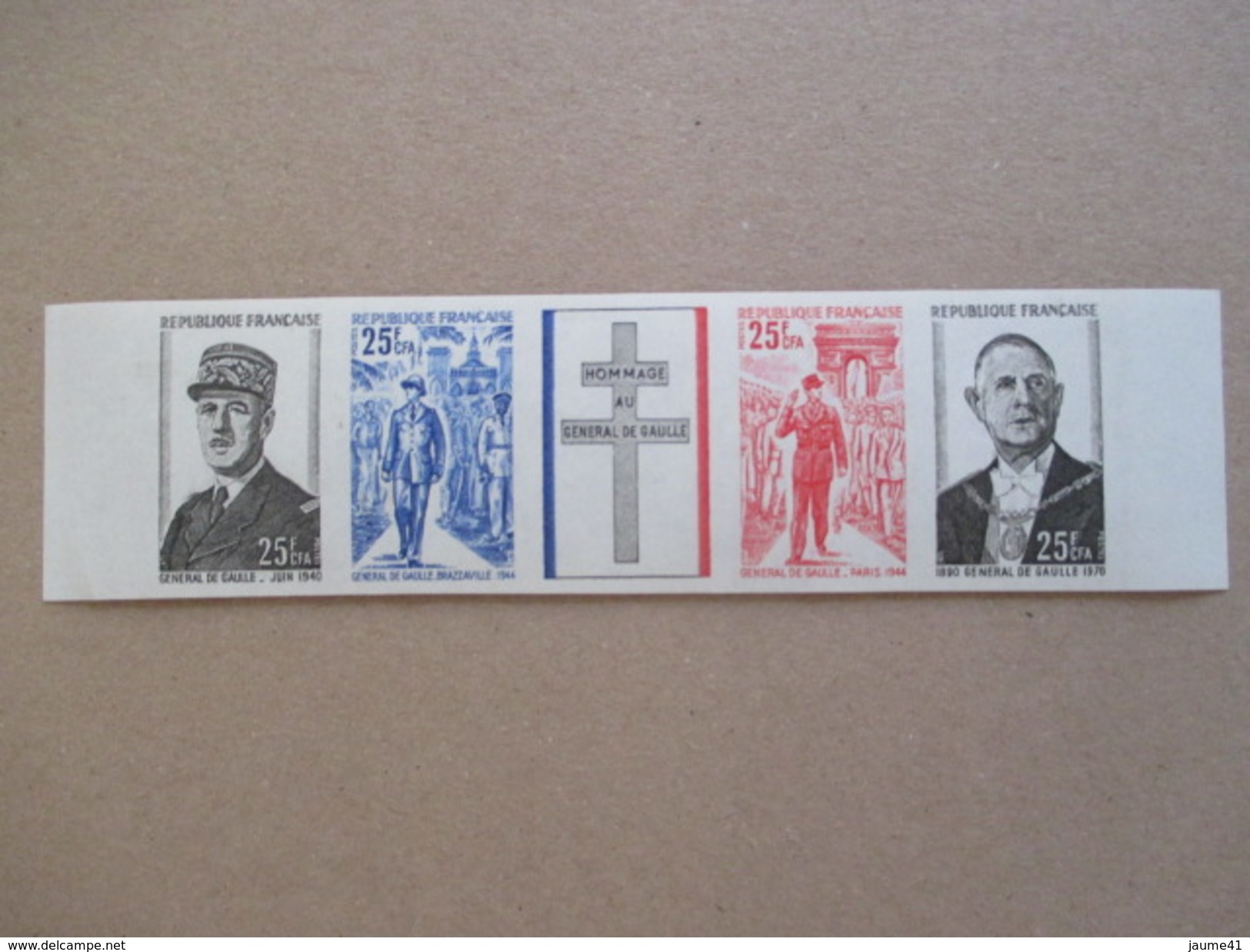 DE GAULLE - ANNIVERSAIRE DE LA MORT 1971 BANDE DE 5 TIMBRES NON DENTELLES      SUP - Ungebraucht