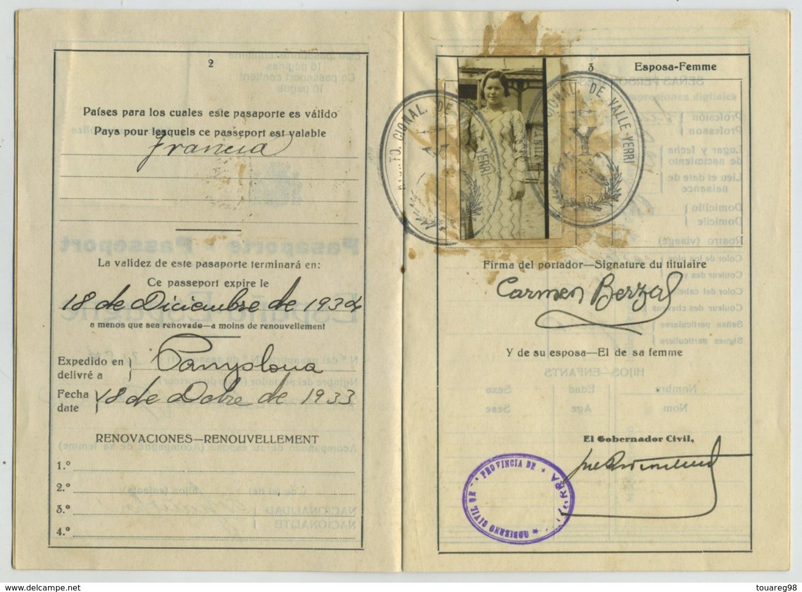 Passeport Espagnol Valable Pour La France Et L'Espagne. España. Pasaporte. Délivré à Pamplona En 1933. Pays Basque. - Documents Historiques