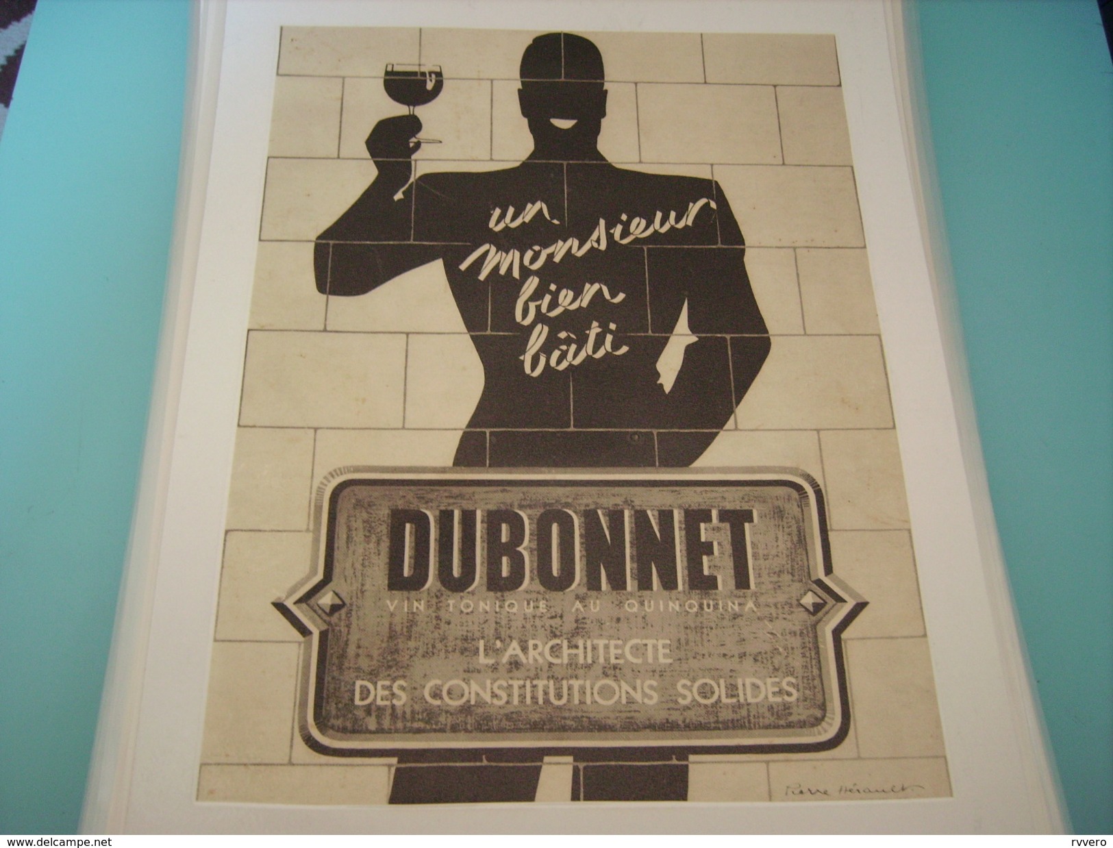 ANCIENNE PUBLICITE BOISSON DUBONNET UN MONSIEUR BIEN BATI 1939 - Alcools