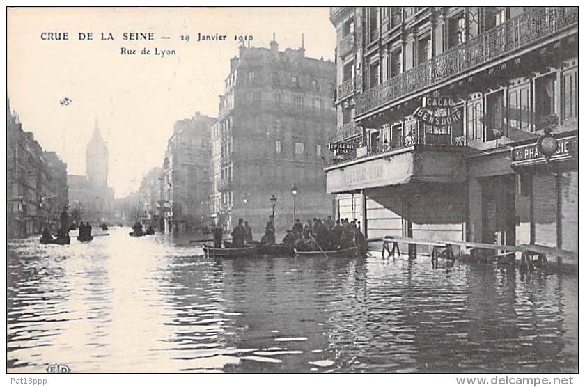 75 PARIS Inondations Crues 1910 : Rue De Lyon - CPA - Inondations De 1910