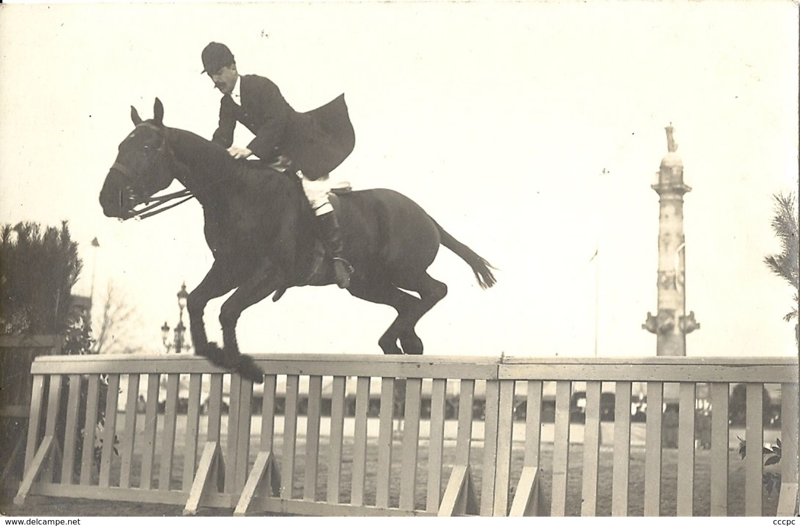 CPA Bordeaux Carte Photo Concours Hippique Place Des Quinconces Colonne Rostrale - Bordeaux