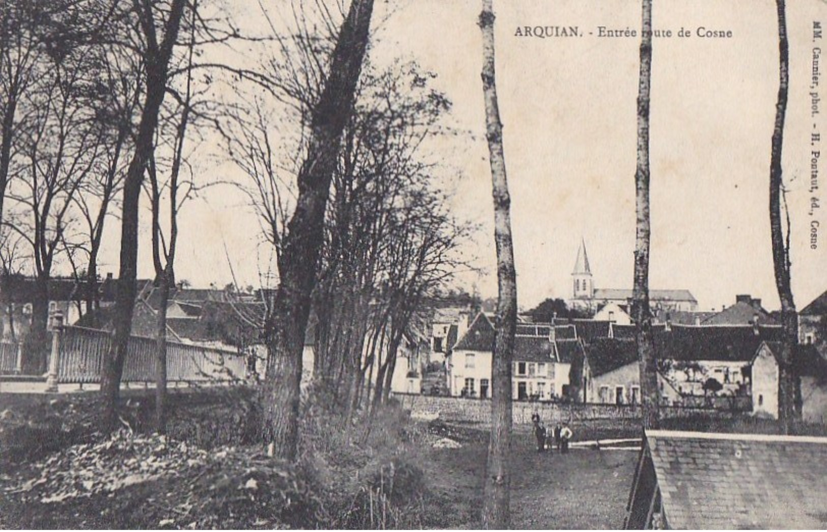 58 ARQUIAN  Route De COSNE  Entrée Du VILLAGE Maisons EGLISE Timbre 1909 - Autres & Non Classés