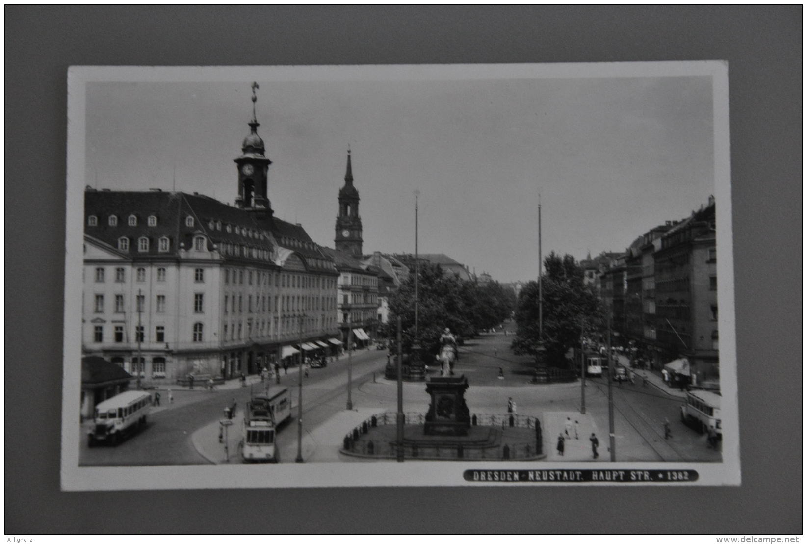 REF 301  : CPA Allemagne DRESDEN Neustadt Haupt Strasse Autocar Tramway - Dresden