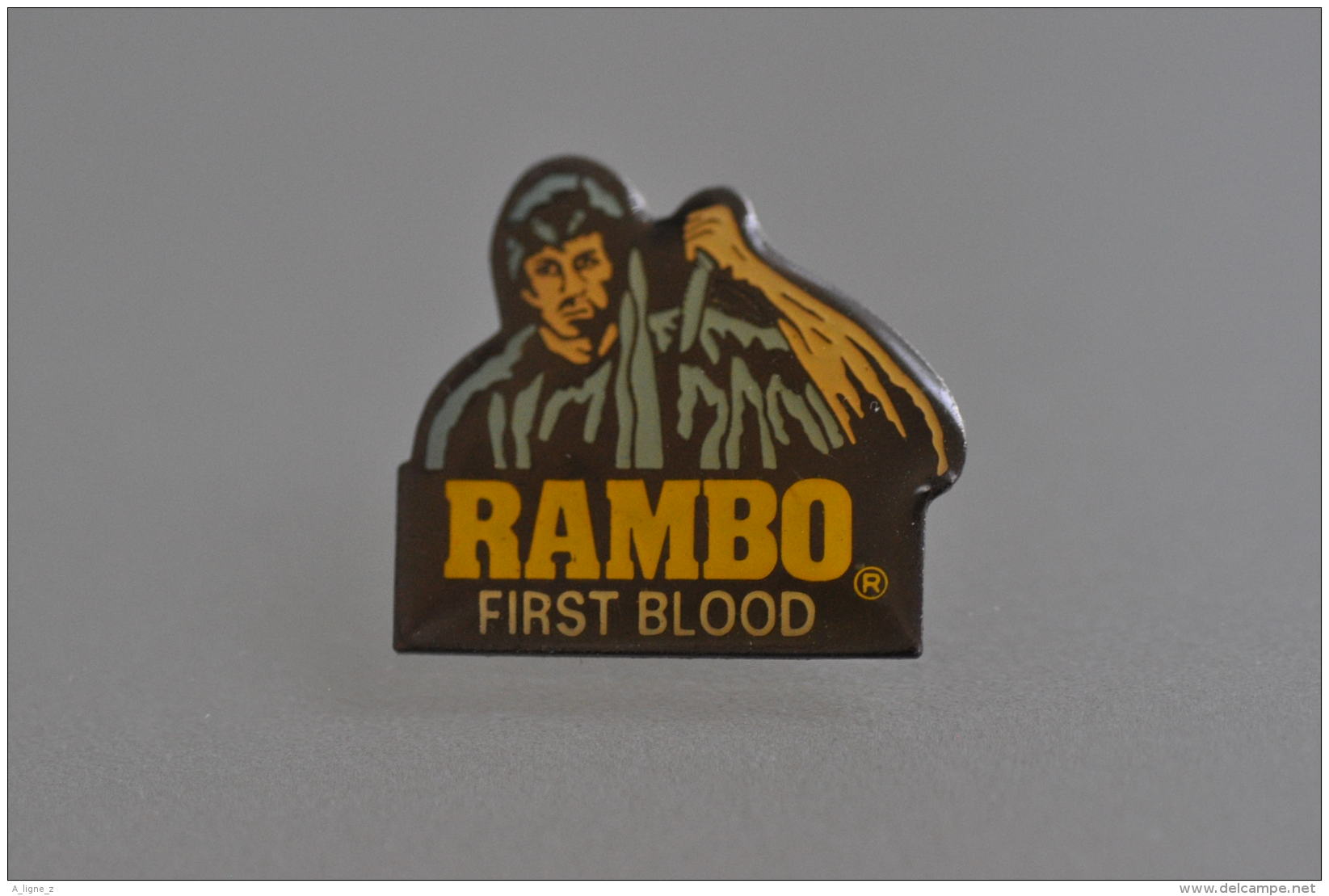 REF M4  : Pin's Pin  : Theme Cinéma :  Rambo First Blood - Cinéma