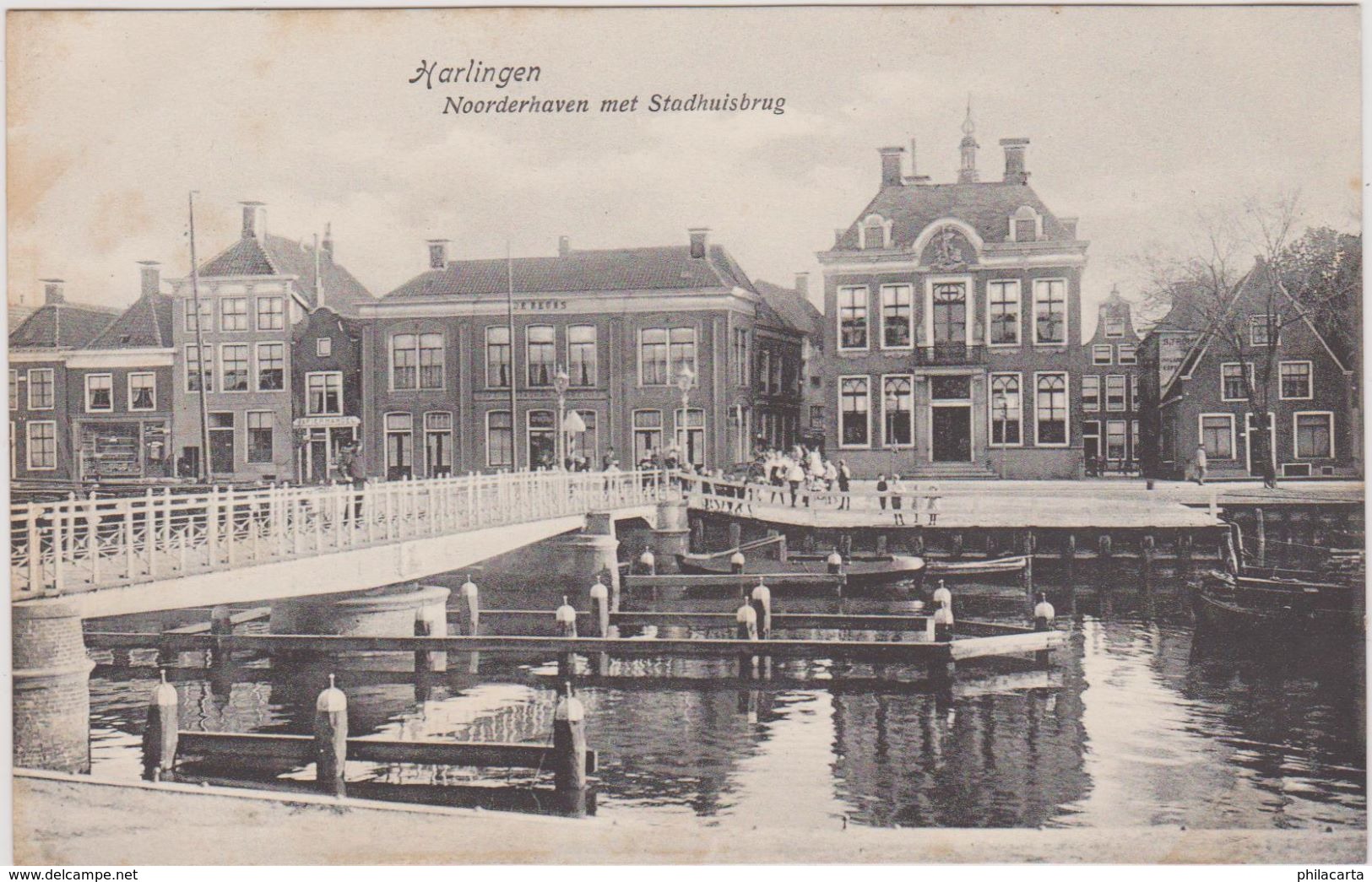 Harlingen - Noorderhaven Met Stadhuisbrug Met Volk - Harlingen