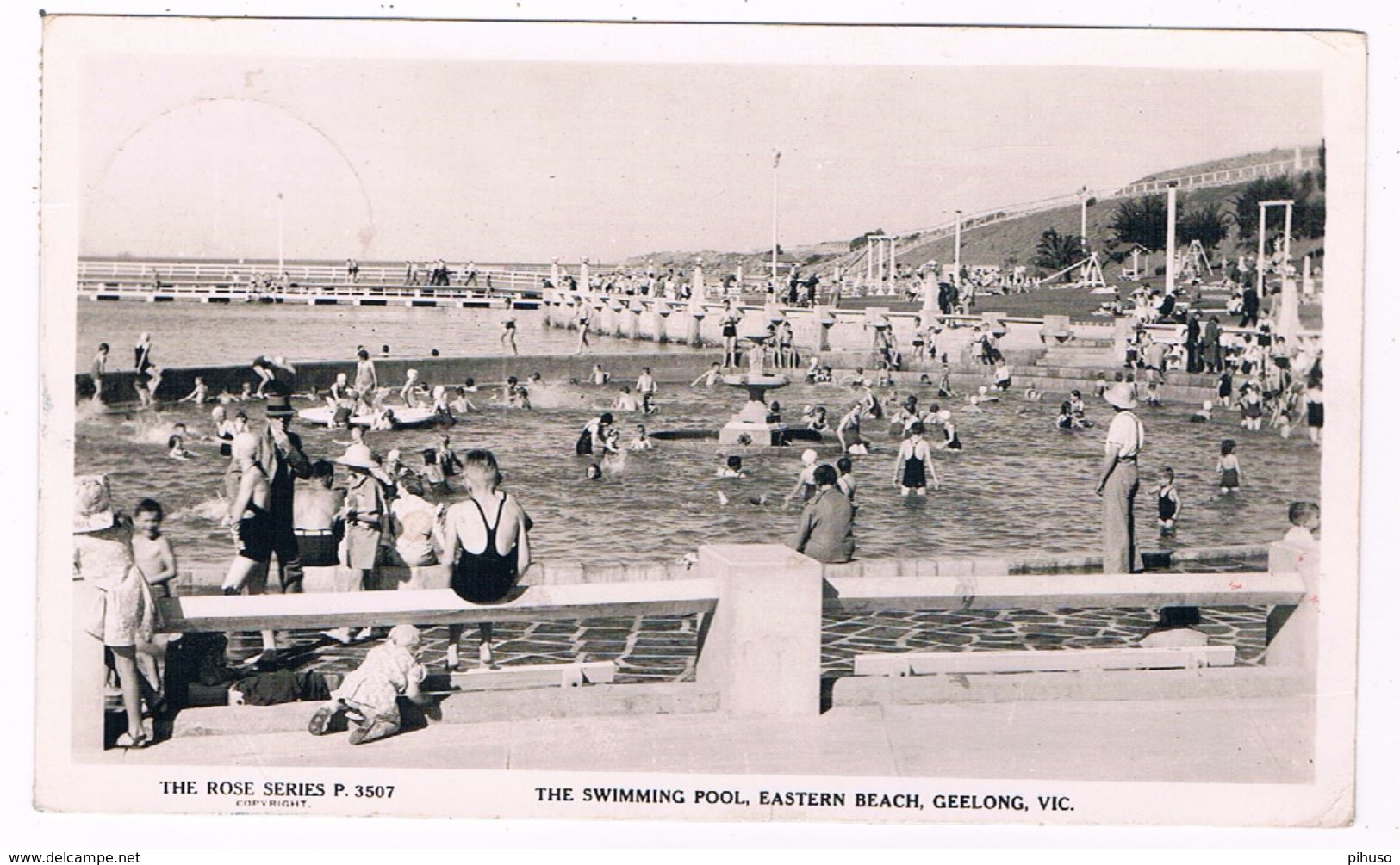 AUS-275   GEELONG : The Swimming Pool - Geelong