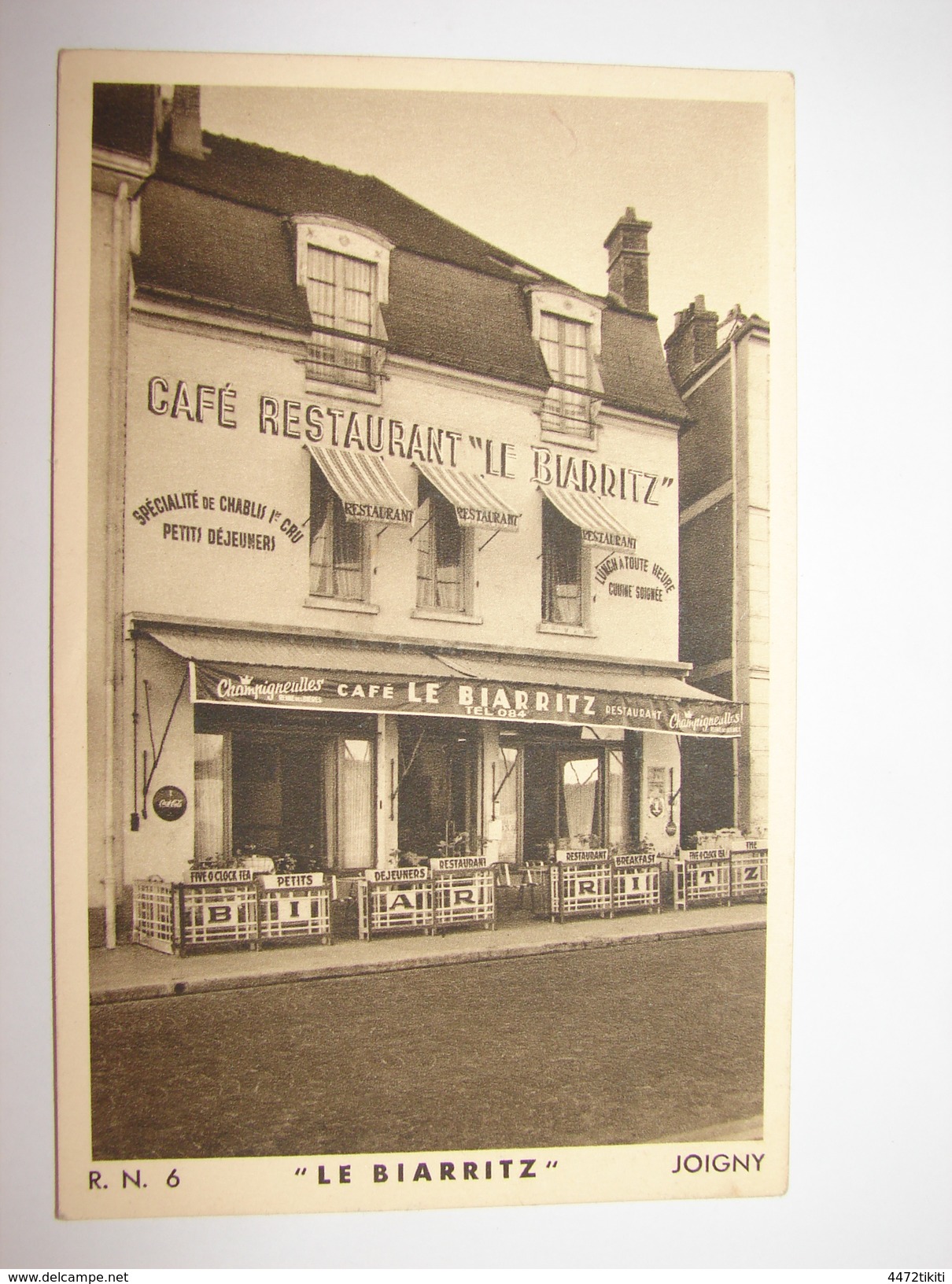 C.P.A.-  Joigny (89) - Café Restaurant " Le Biarritz " R.N.6 - 1948 - SPL (K12) - Joigny