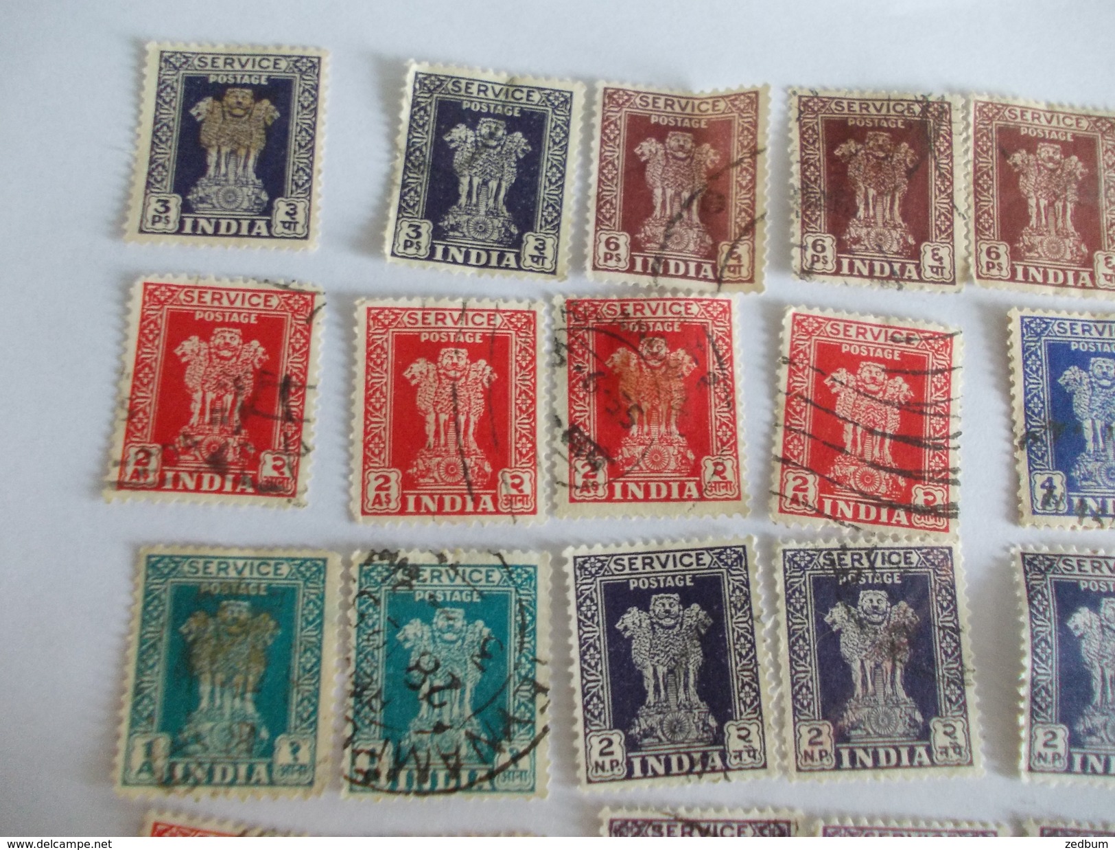 TIMBRE Inde India Valeur 18.45 &euro; - Usati