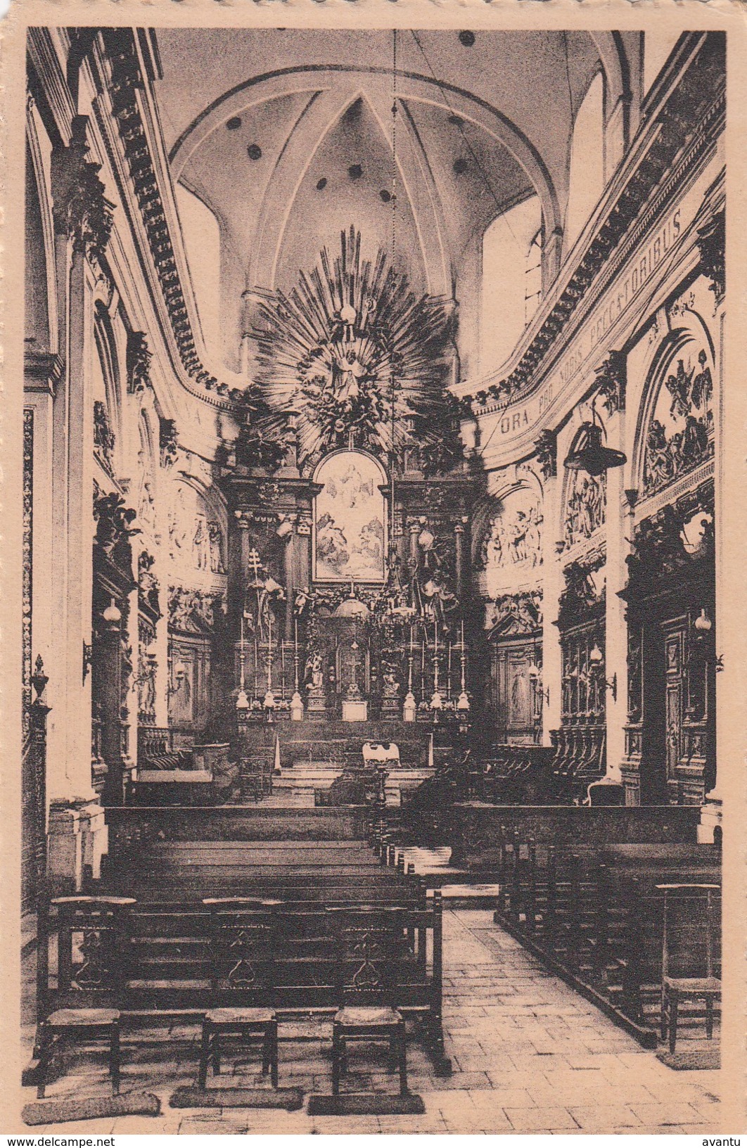 TONGRES NOTRE DAME / CHIEVRE / INTERIEUR DE LA BASILIQUE - Chièvres