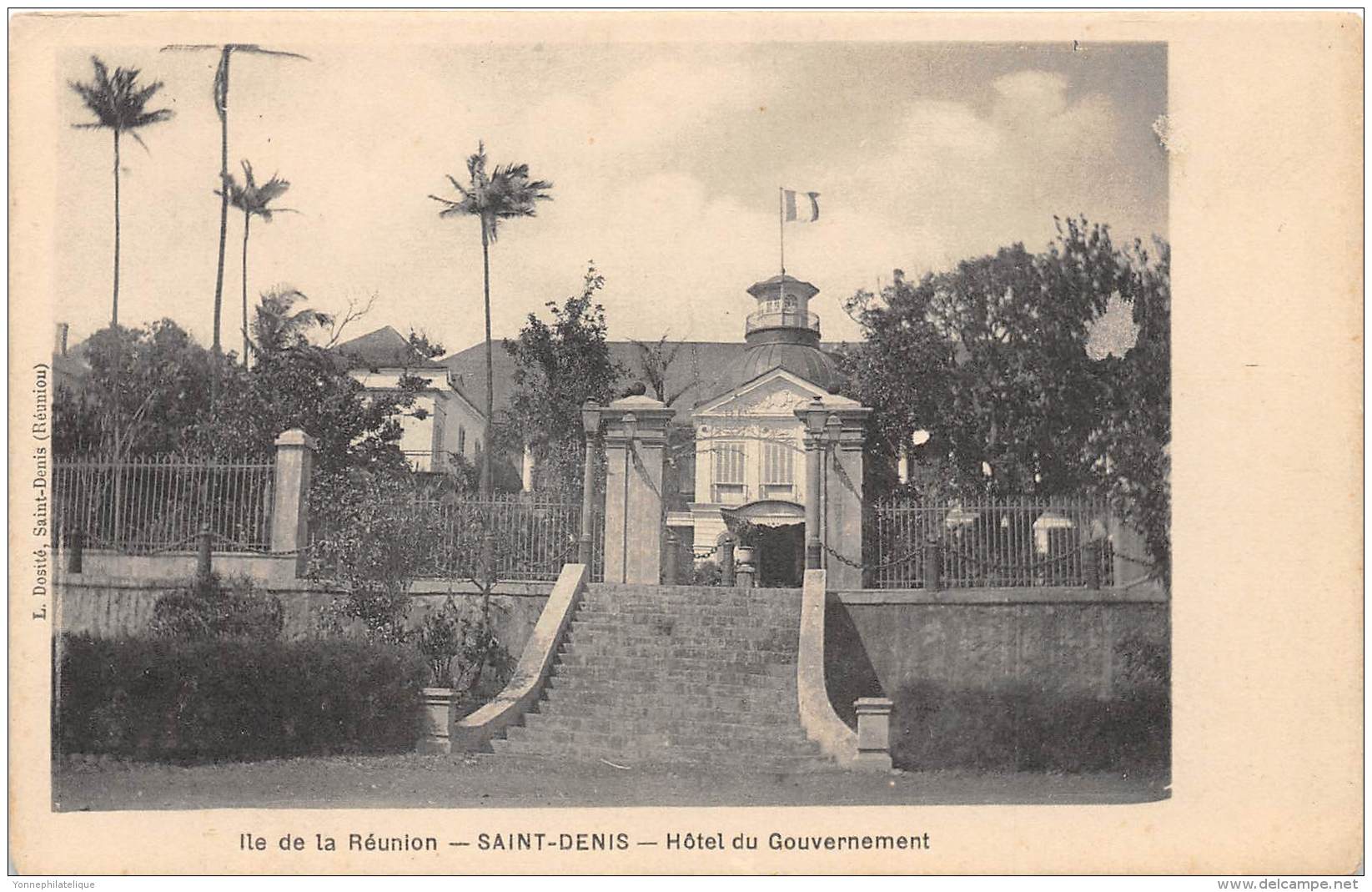 LA REUNION - Saint Denis / Hôtel Du Gouvernement - Léger Défaut - Riunione