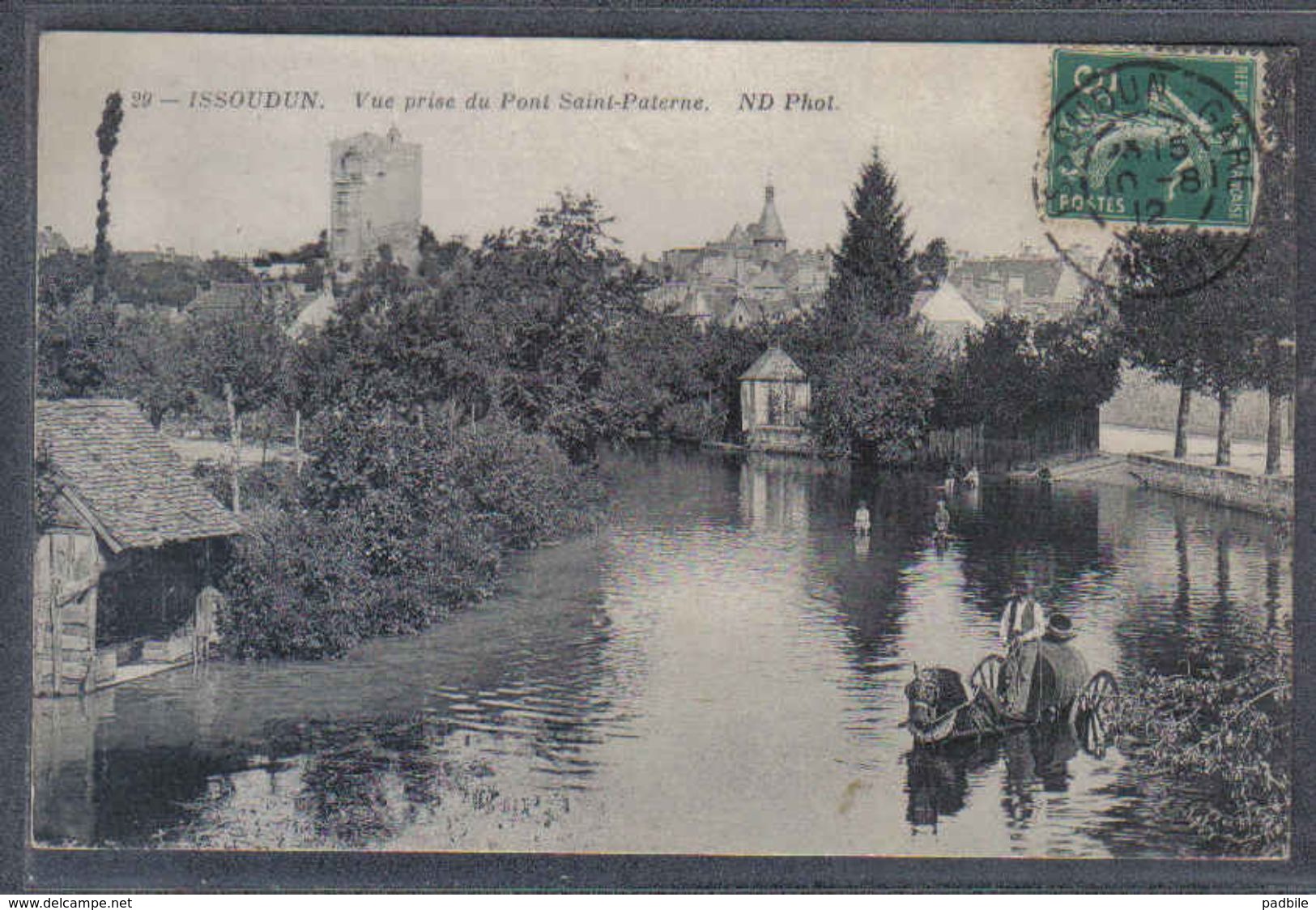 Carte Postale 36. Issoudun  Vue Prise Du Pont Saint-Paterne   Trés Beau Plan - Autres & Non Classés