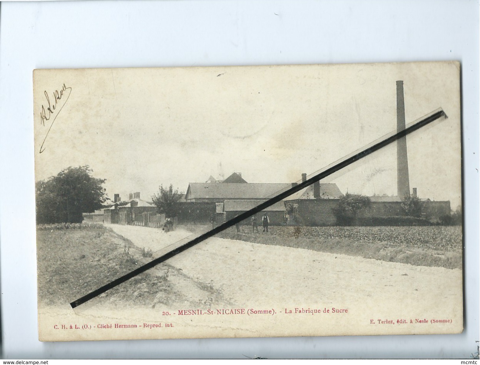 CPA  Abîmée   - 20  -  Mesnil Saint Nicaise - ( Somme ) - La Fabrique De Sucre - Autres & Non Classés