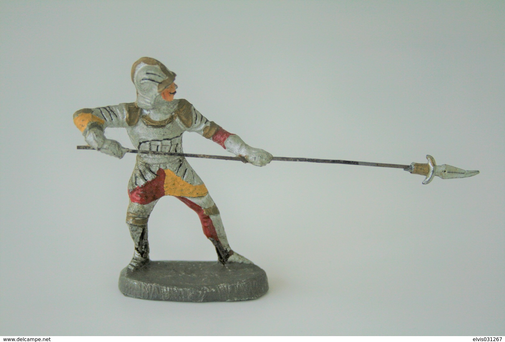 Elastolin, Lineol Hauser, Knight / Crussader - Knight Defending With Pike, 1950, Vintage Toy Soldier - - Figurines